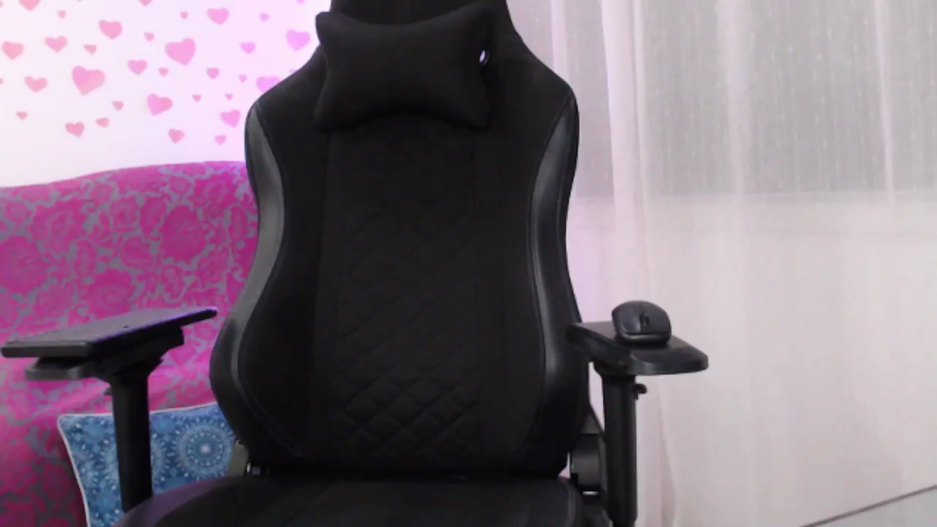 Gallery image thumbnail from lilynovak's myfreecams stream on, 01/24/2026, 23:26 image 2 of 20