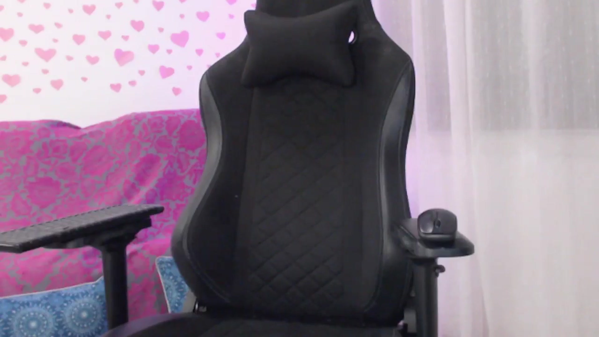 Gallery image thumbnail from lilynovak's myfreecams stream on, 01/30/2026, 21:15 image 20 of 20