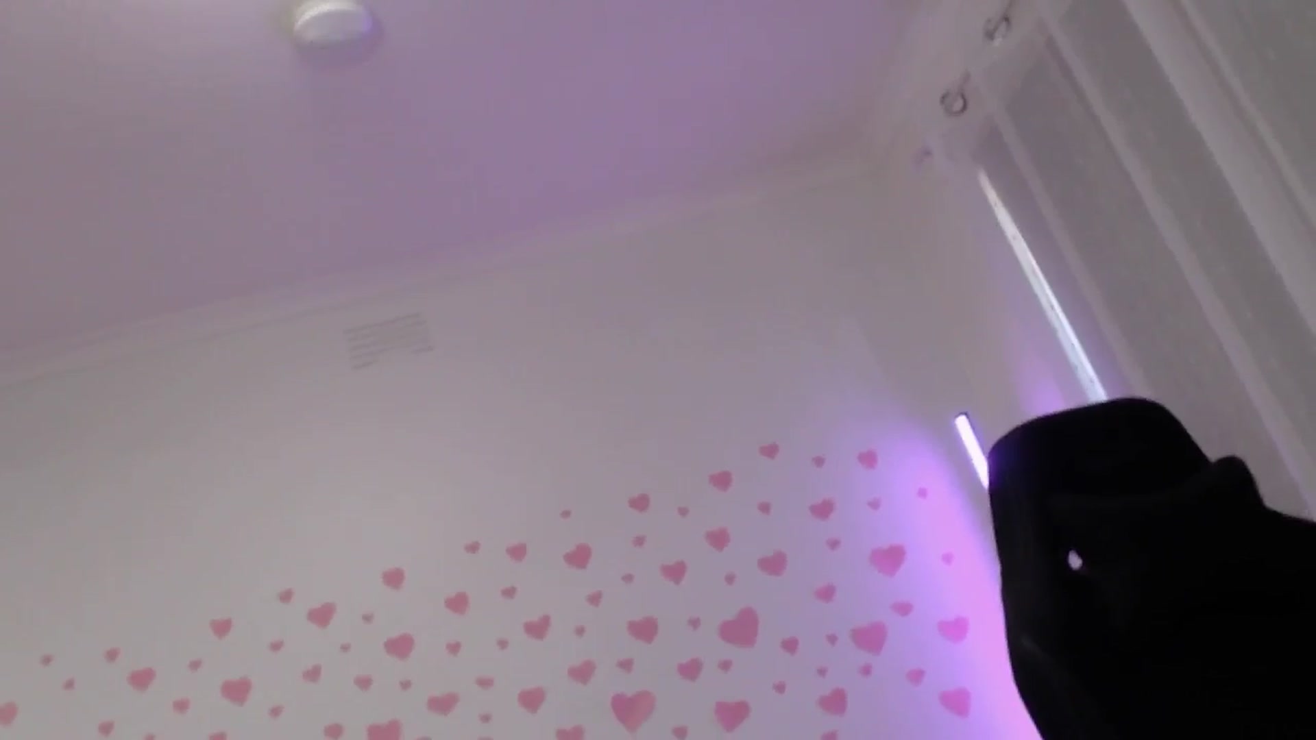Gallery image thumbnail from lilynovak's myfreecams stream on, 01/31/2026, 22:59 image 17 of 20