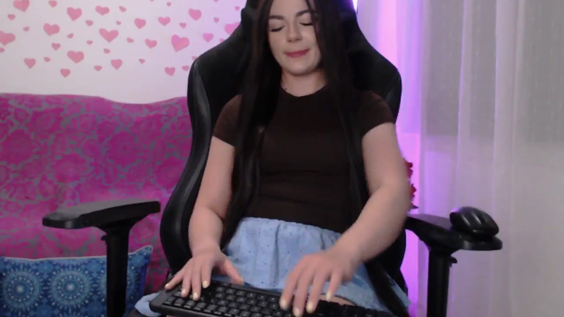 Gallery image thumbnail from lilynovak's myfreecams stream on, 02/01/2026, 09:35 image 19 of 20