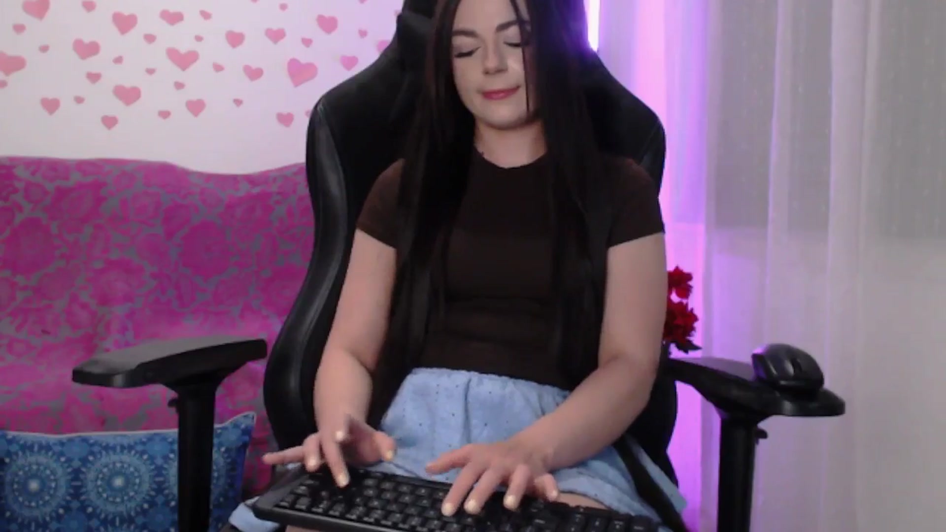 Gallery image thumbnail from lilynovak's myfreecams stream on, 02/01/2026, 09:35 image 18 of 20