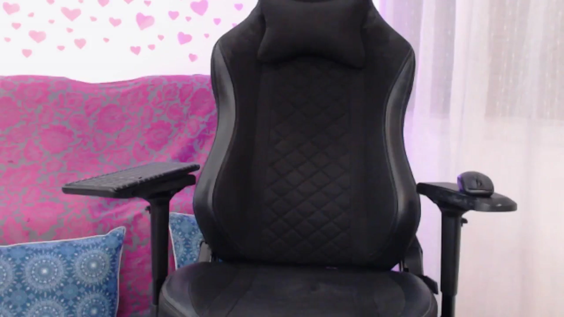 Gallery image thumbnail from lilynovak's myfreecams stream on, 02/07/2026, 02:17 image 15 of 20