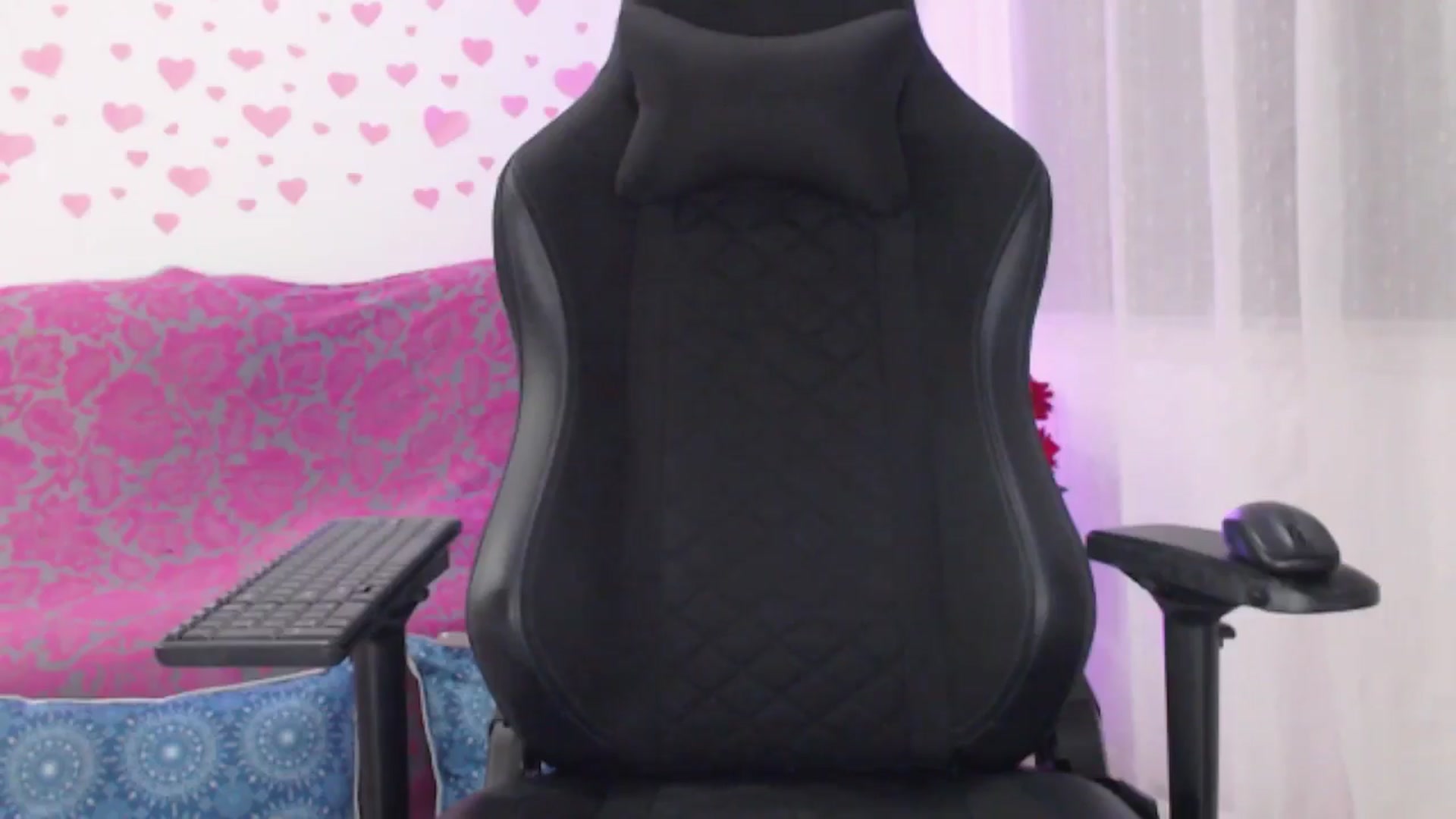 Gallery image thumbnail from lilynovak's myfreecams stream on, 02/22/2026, 02:33 image 6 of 20
