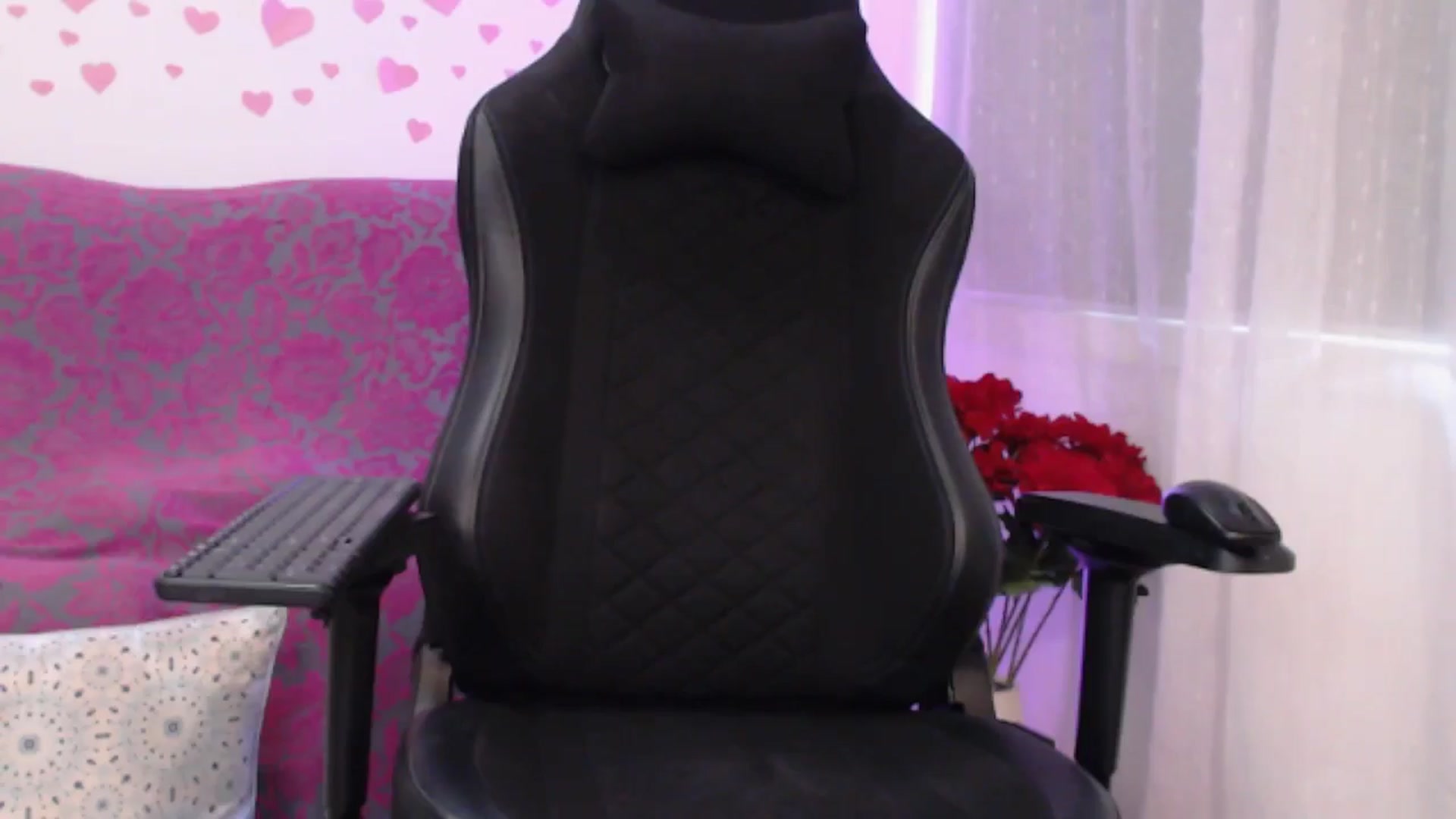 Gallery image thumbnail from lilynovak's myfreecams stream on, 04/13/2026, 02:34 image 20 of 20