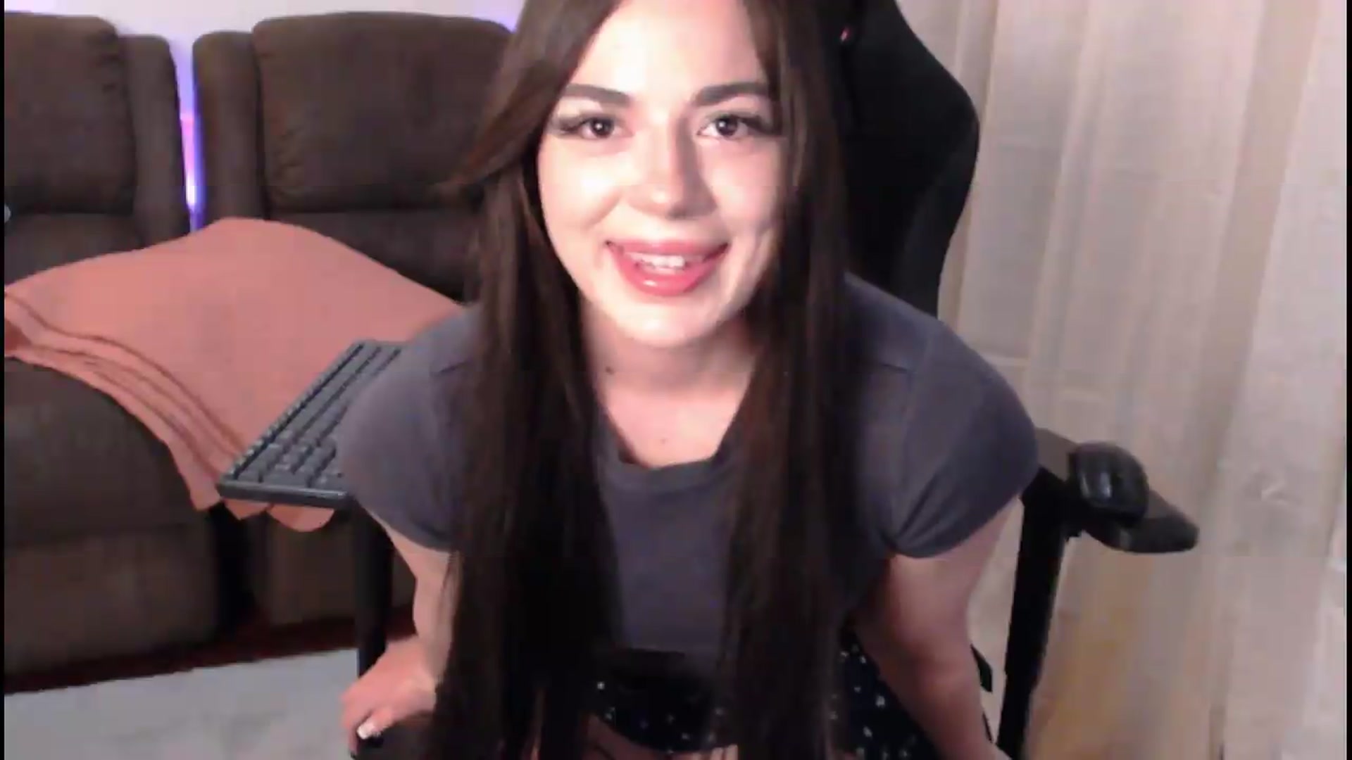 Gallery image thumbnail from lilynovak's myfreecams stream on, 08/28/2026, 11:18 image 10 of 20