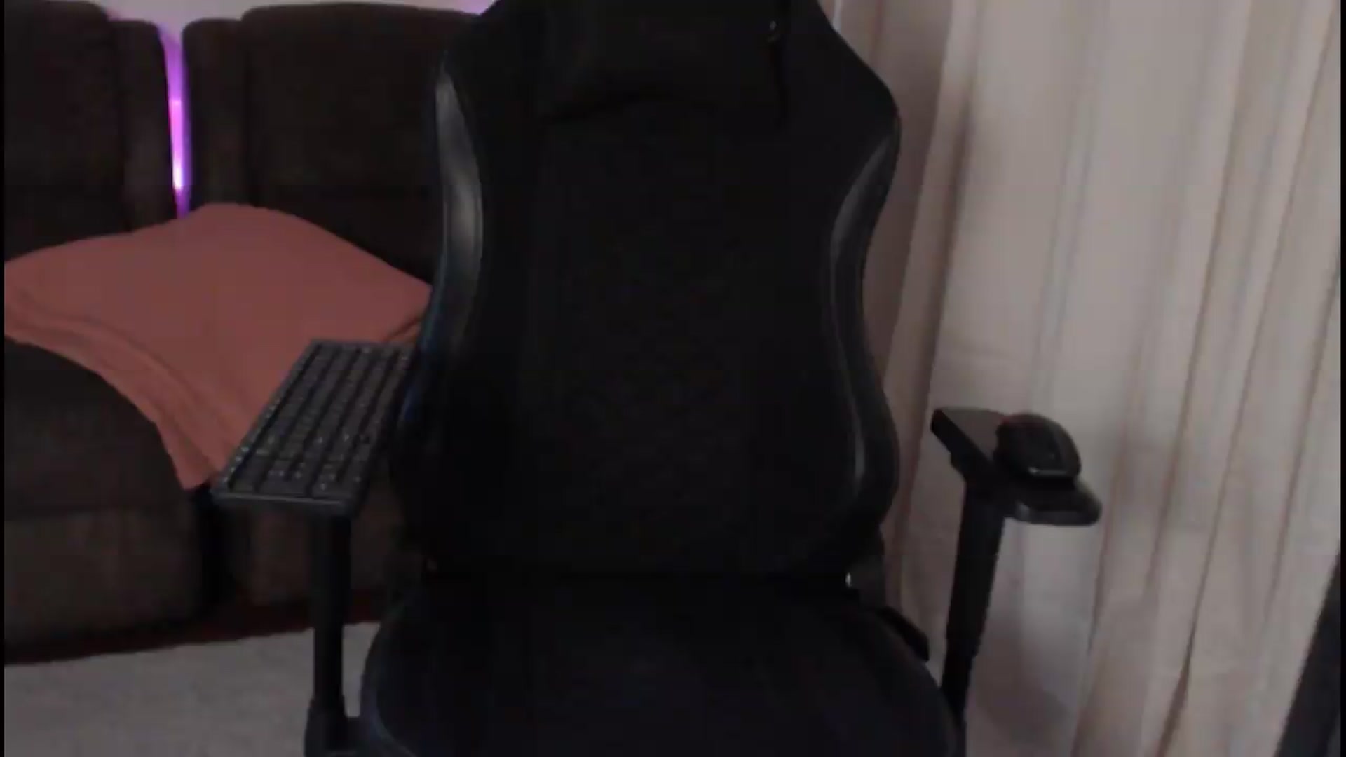 Gallery image thumbnail from lilynovak's myfreecams stream on, 08/30/2026, 22:55 image 10 of 20