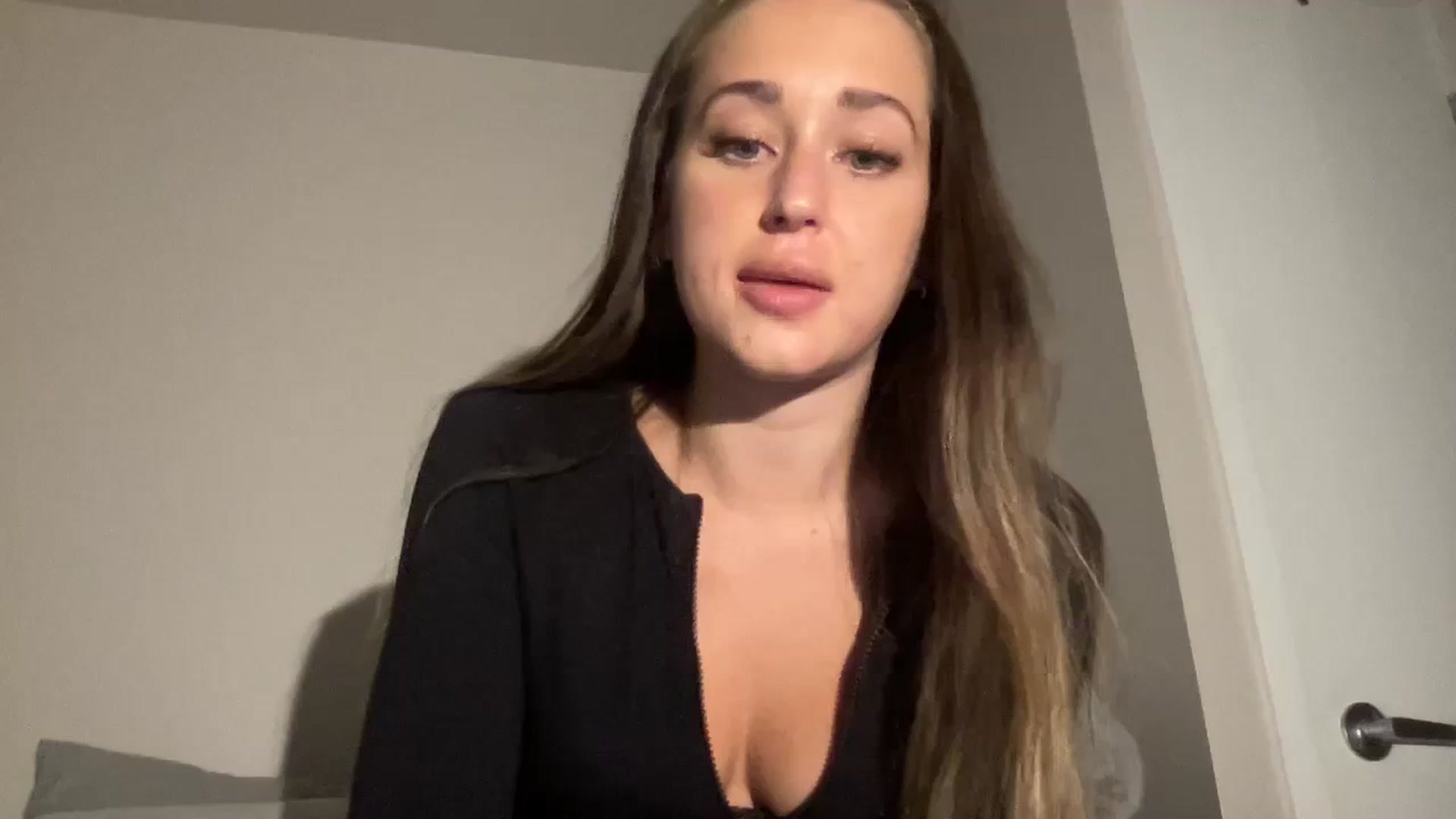 Gallery image thumbnail from lilyx0's myfreecams stream on, 09/12/2023, 06:18 image 2 of 20