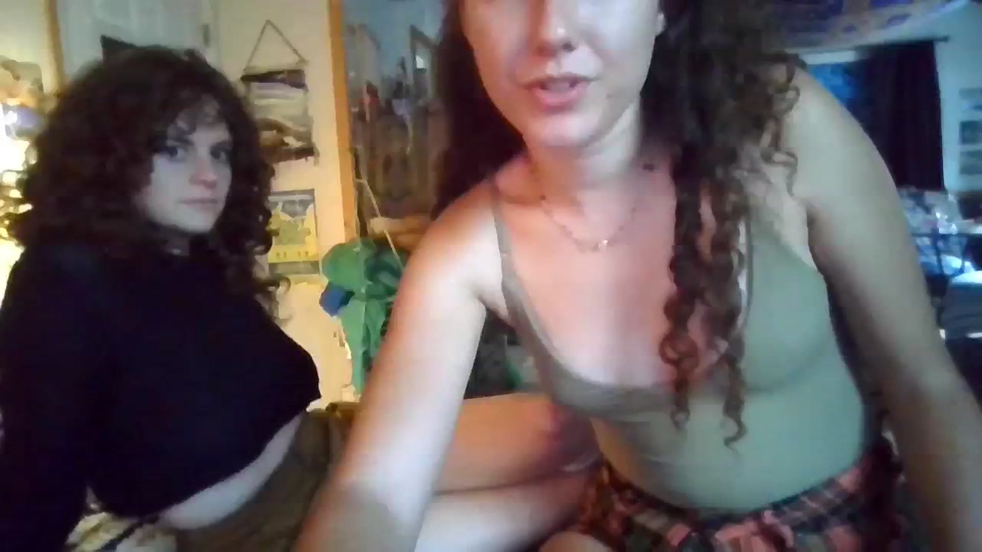 Gallery image thumbnail from lilyypop's myfreecams stream on, 10/11/2023, 19:44 image 10 of 20