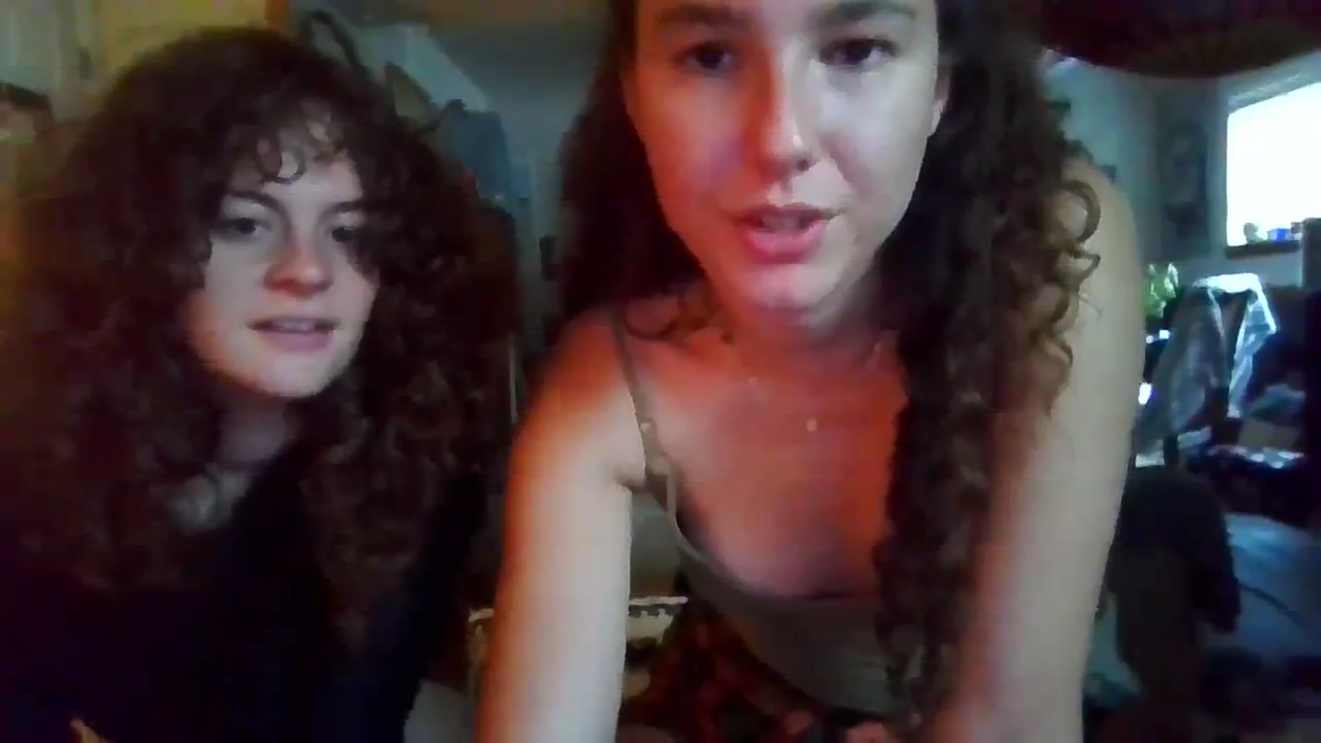 Gallery image thumbnail from lilyypop's myfreecams stream on, 10/11/2023, 19:44 image 8 of 20