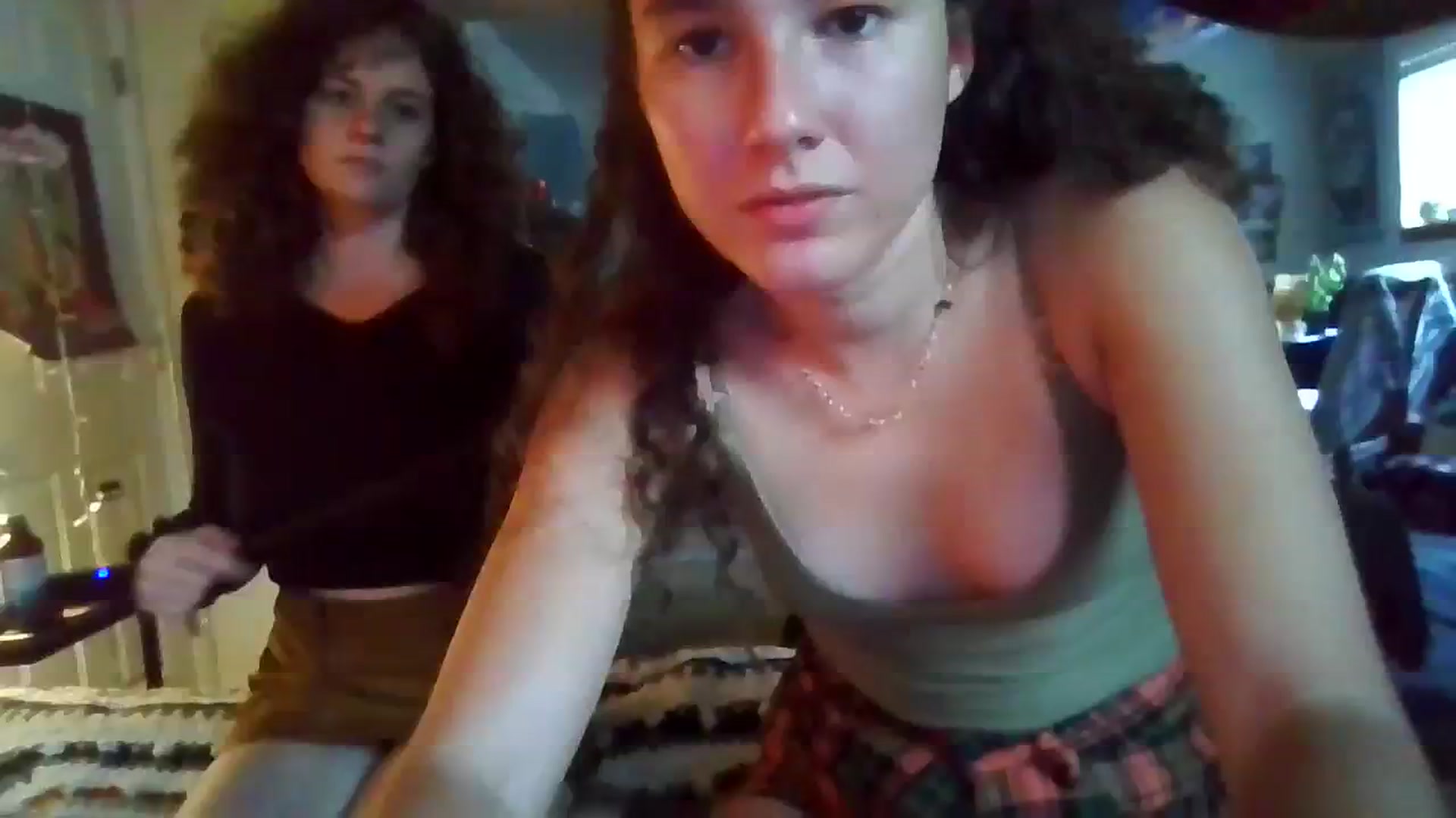 Gallery image thumbnail from lilyypop's myfreecams stream on, 10/11/2023, 19:44 image 17 of 20