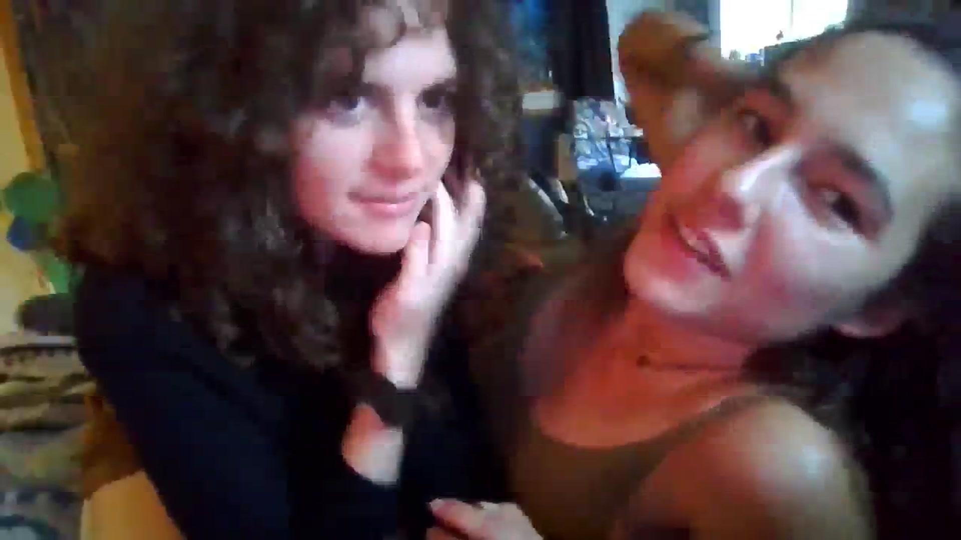 Gallery image thumbnail from lilyypop's myfreecams stream on, 10/11/2023, 20:24 image 10 of 20