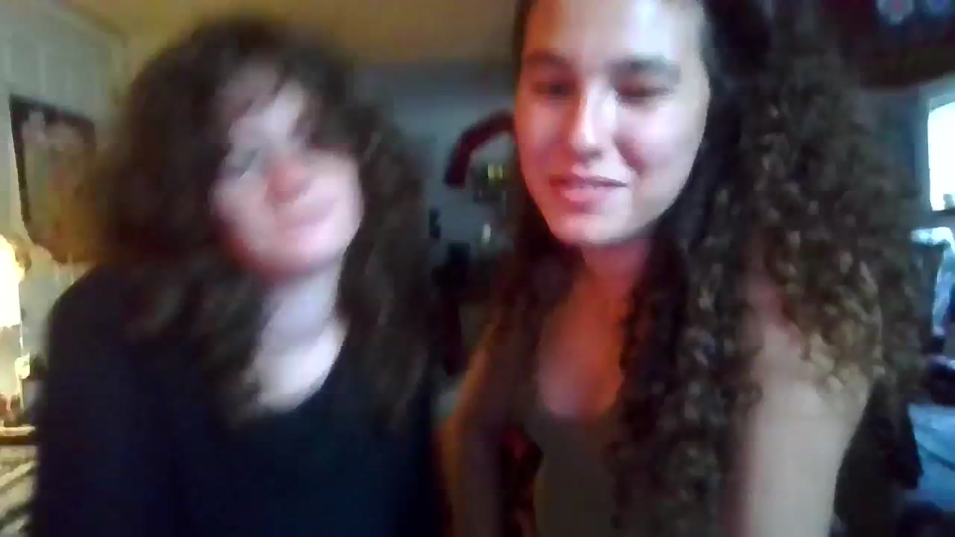 Gallery image thumbnail from lilyypop's myfreecams stream on, 10/11/2023, 20:24 image 6 of 20