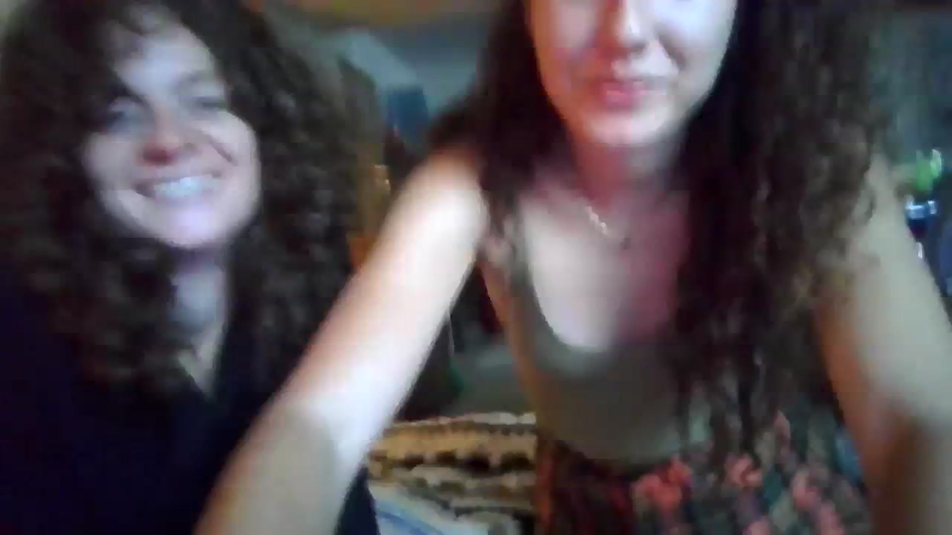 Gallery image thumbnail from lilyypop's myfreecams stream on, 10/11/2023, 20:24 image 1 of 20