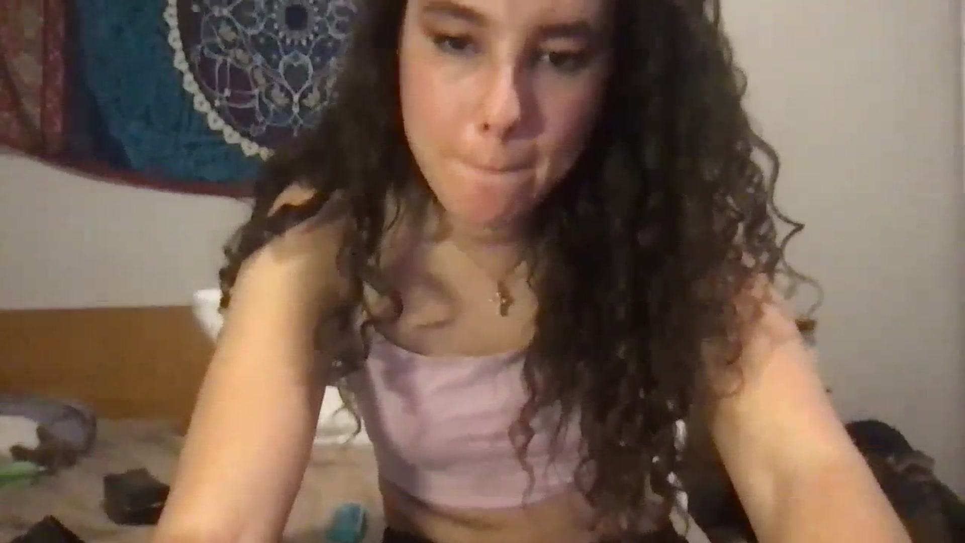 Gallery image thumbnail from lilyypop's myfreecams stream on, 03/21/2024, 04:32 image 2 of 20