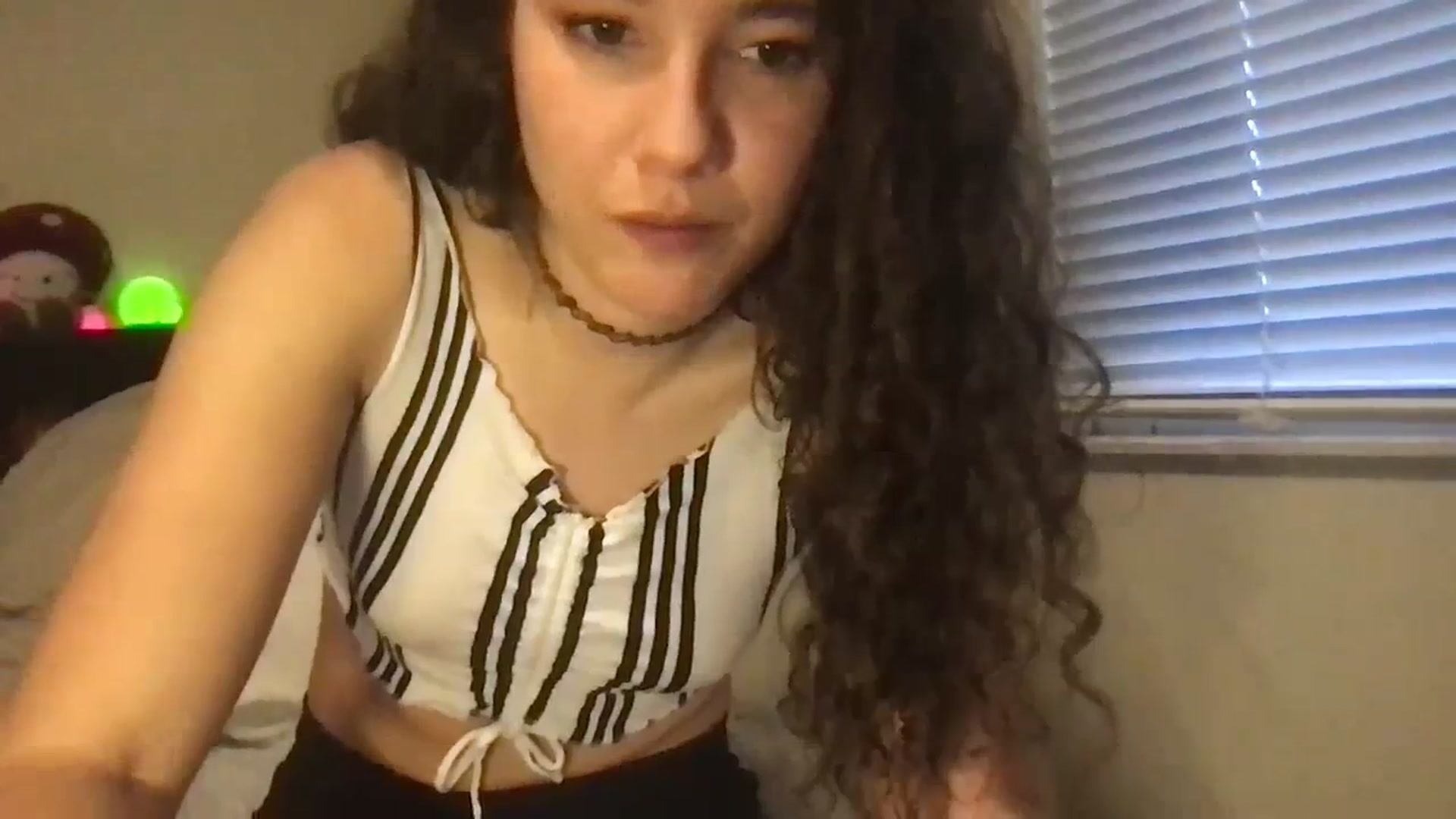 Gallery image thumbnail from lilyypop's myfreecams stream on, 04/09/2024, 01:37 image 2 of 20