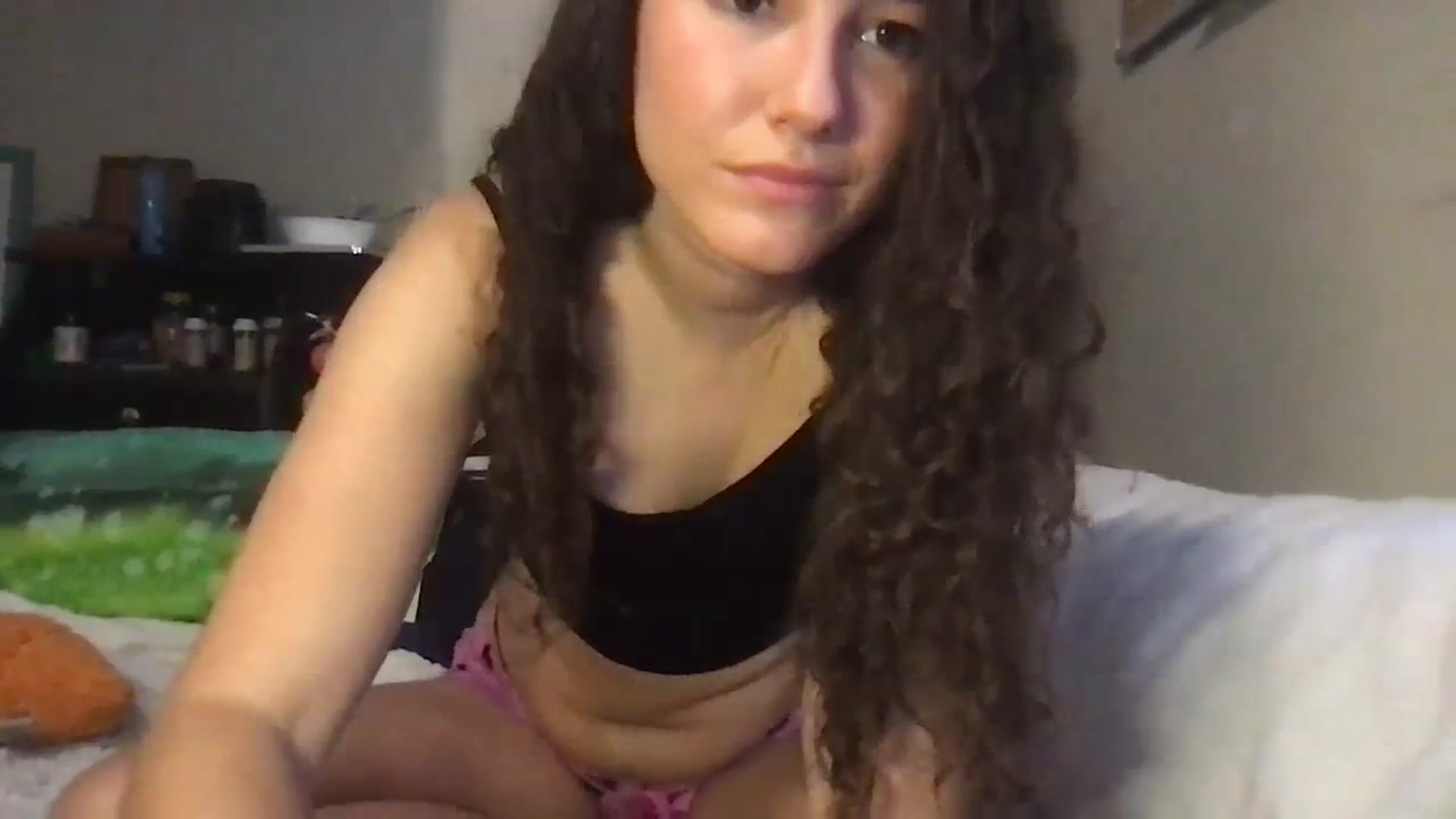 Gallery image thumbnail from lilyypop's myfreecams stream on, 04/10/2024, 01:05 image 3 of 20