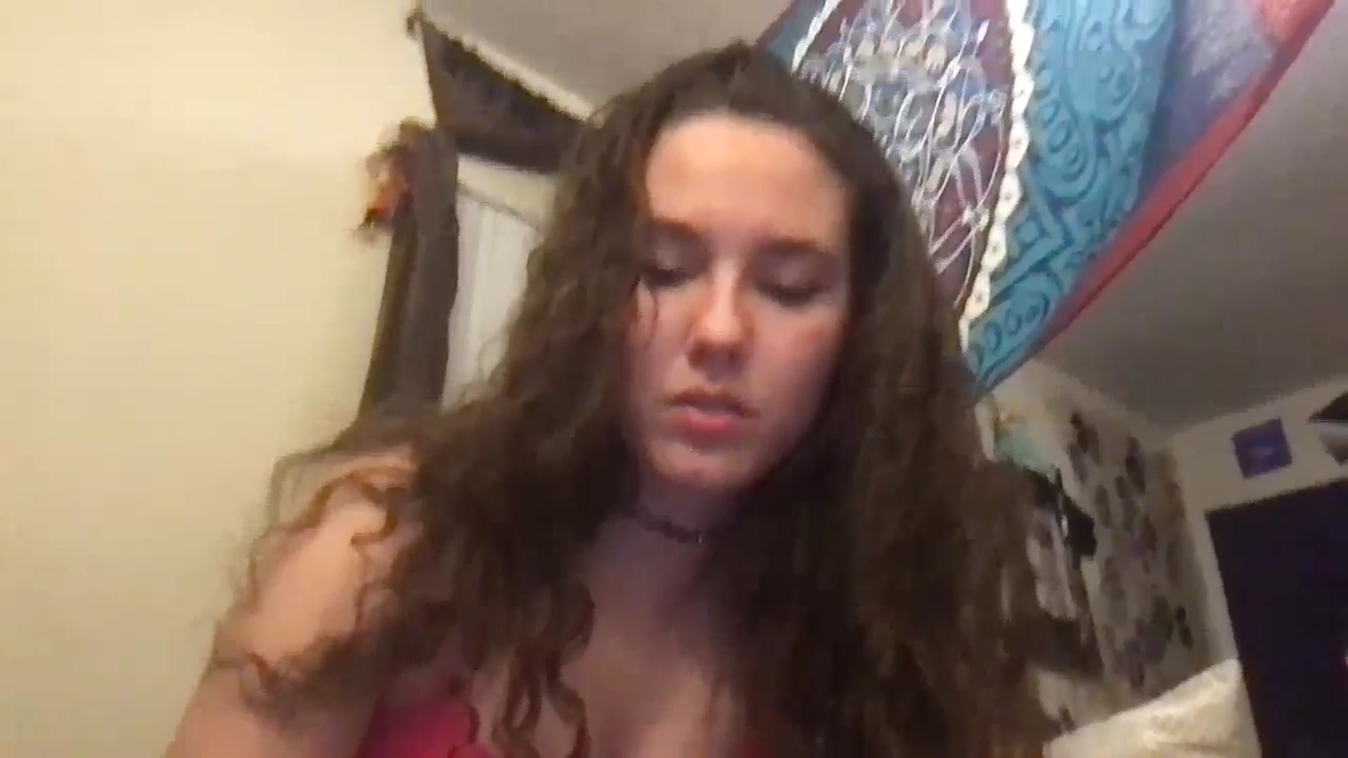 Gallery image thumbnail from lilyypop's myfreecams stream on, 04/18/2024, 07:19 image 6 of 20