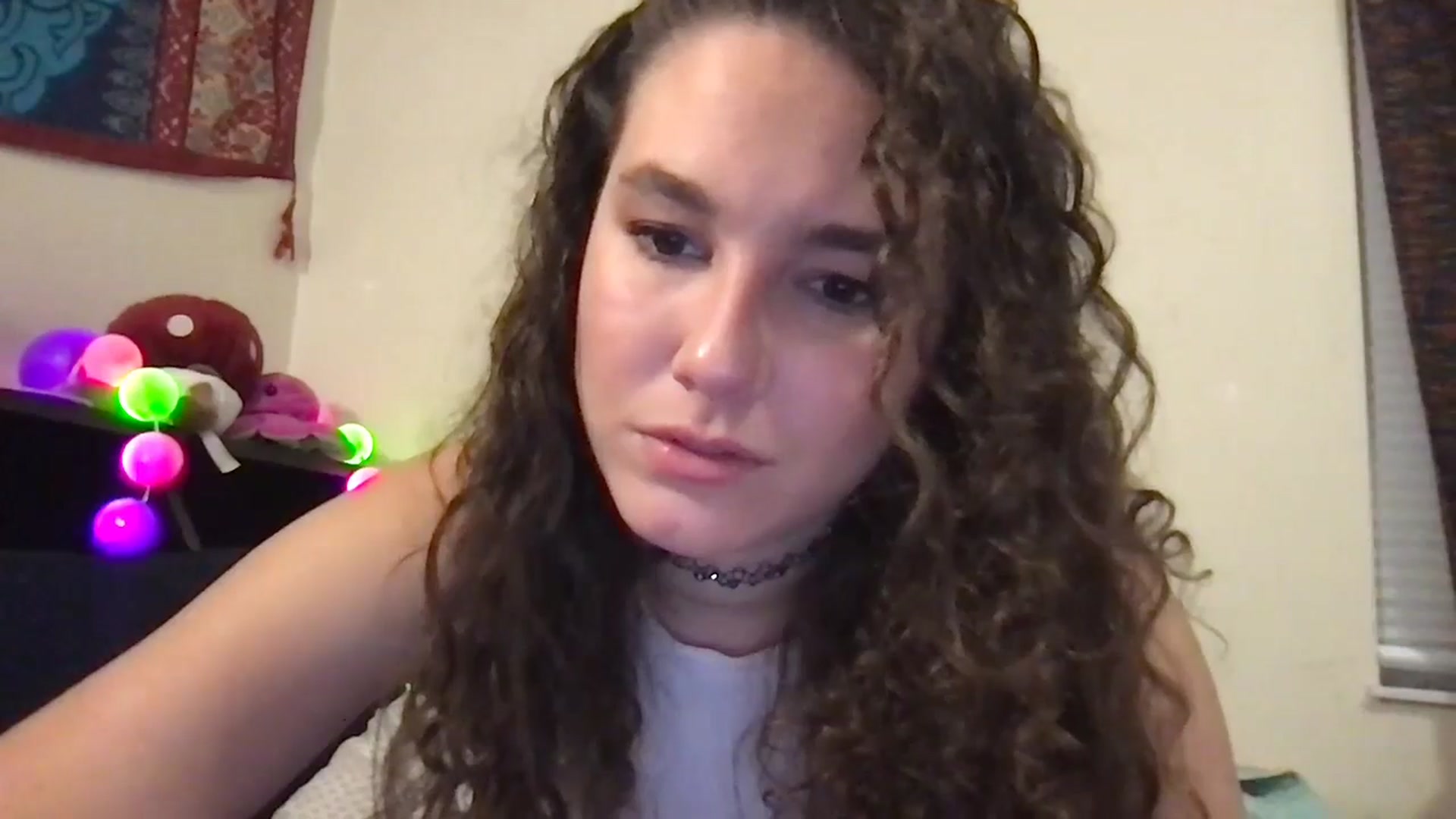Gallery image thumbnail from lilyypop's myfreecams stream on, 04/28/2024, 03:40 image 12 of 20