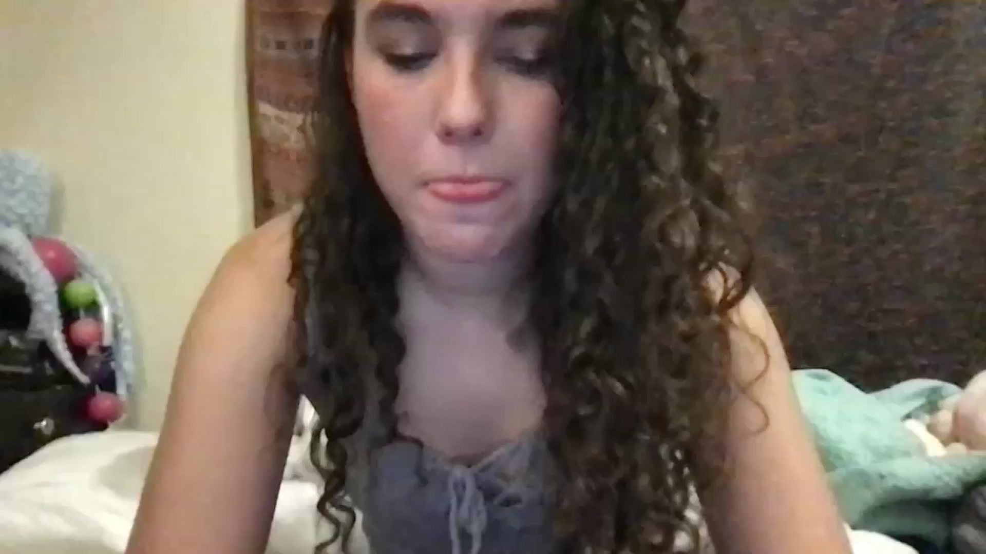 Gallery image thumbnail from lilyypop's myfreecams stream on, 05/02/2024, 06:32 image 1 of 20