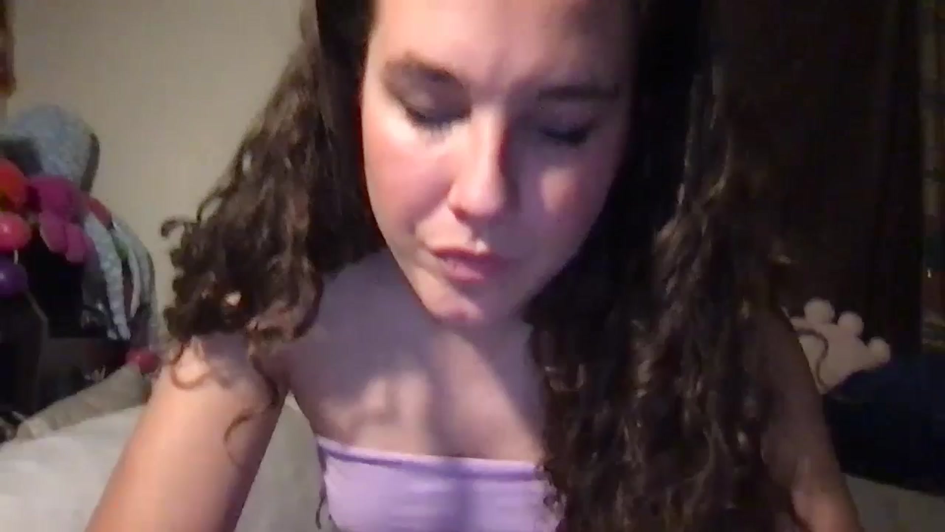 Gallery image thumbnail from lilyypop's myfreecams stream on, 05/04/2024, 07:17 image 3 of 20