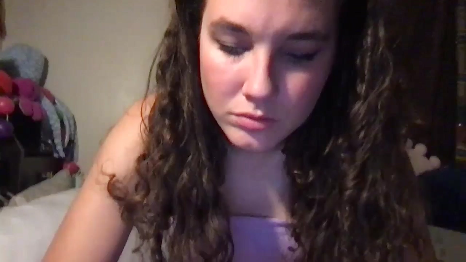 Gallery image thumbnail from lilyypop's myfreecams stream on, 05/04/2024, 07:17 image 5 of 20