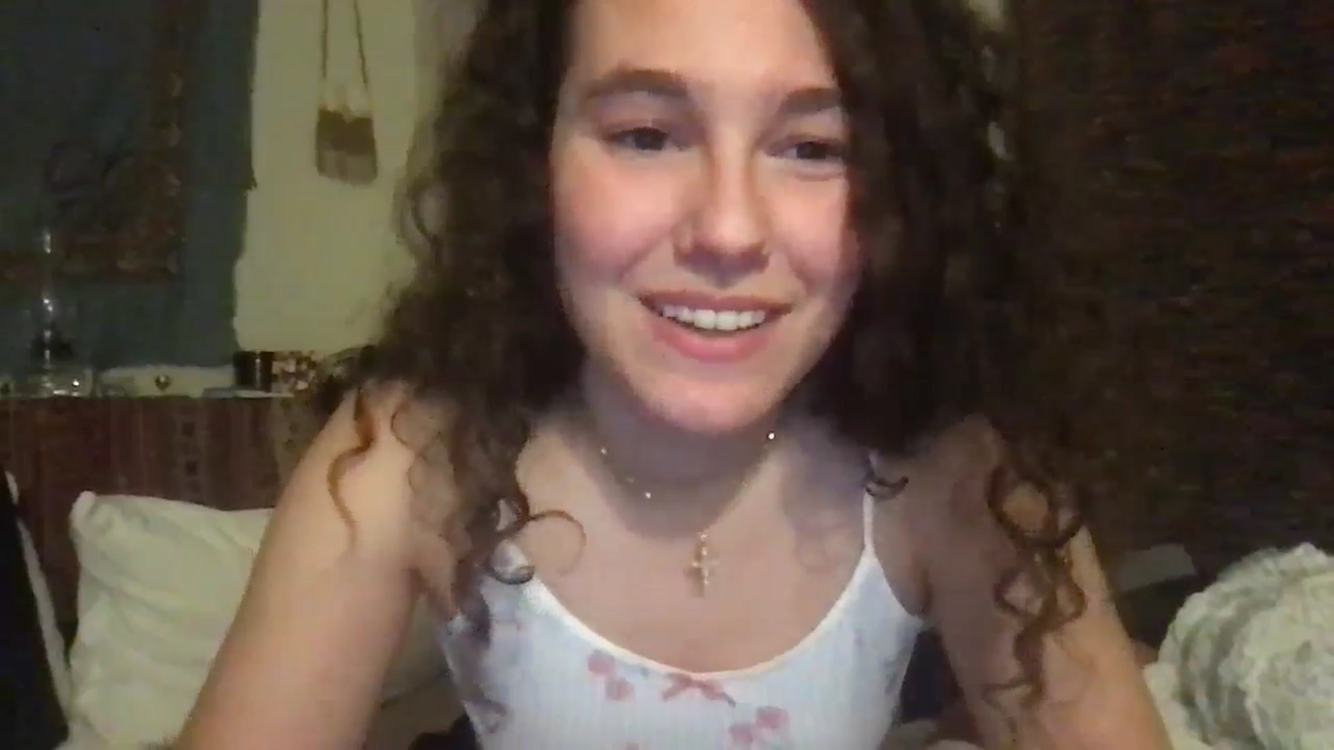 Gallery image thumbnail from lilyypop's myfreecams stream on, 05/13/2024, 06:38 image 6 of 20
