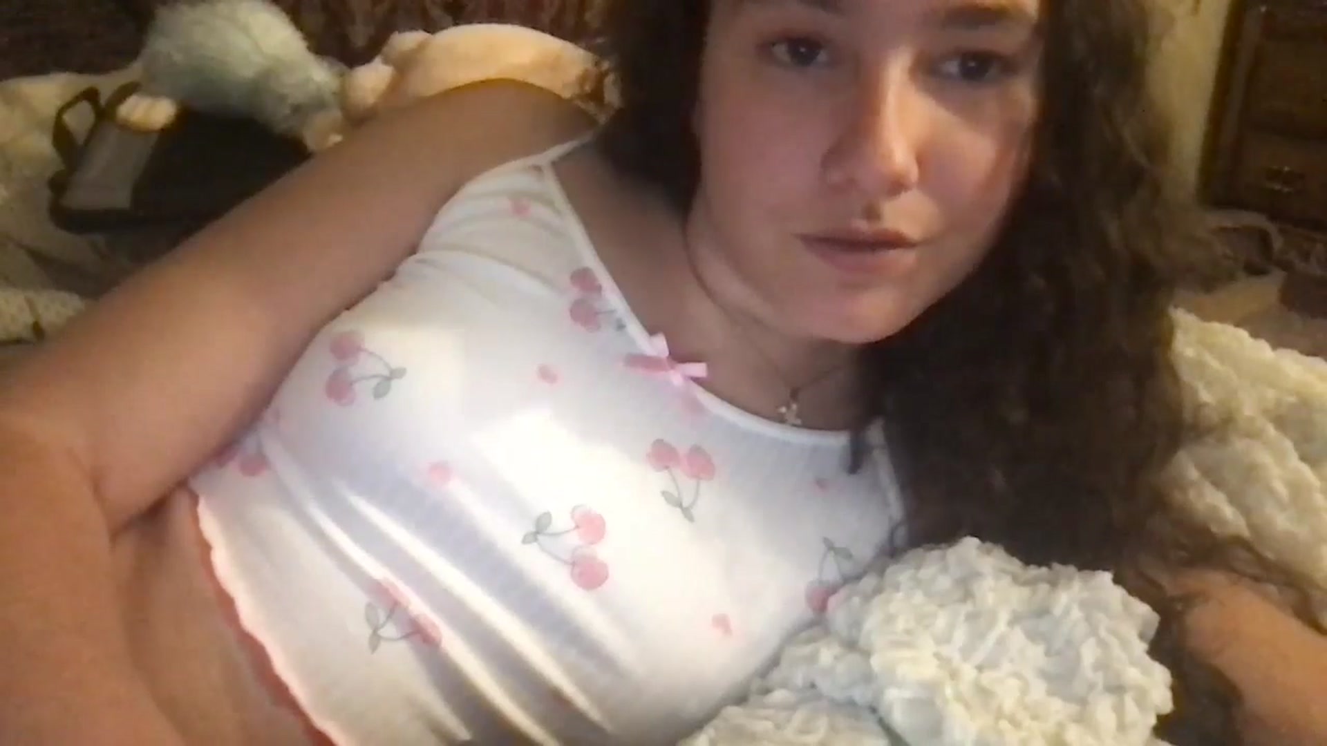 Gallery image thumbnail from lilyypop's myfreecams stream on, 05/13/2024, 08:29 image 18 of 20
