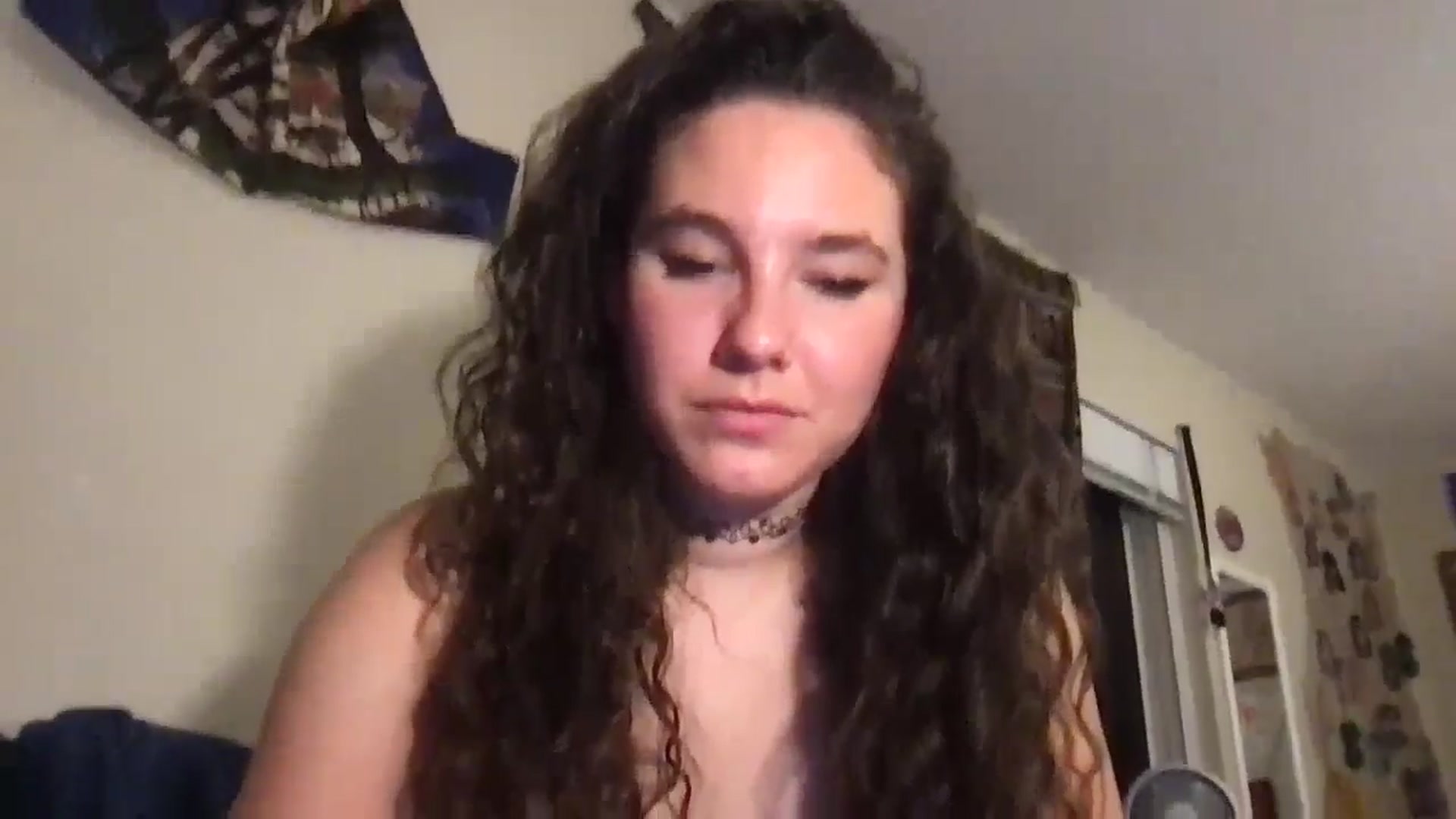 Gallery image thumbnail from lilyypop's myfreecams stream on, 06/16/2024, 07:50 image 6 of 20