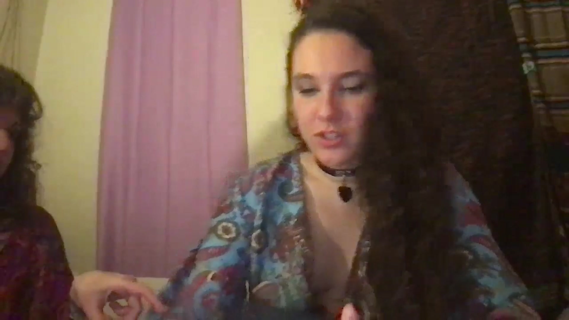 Gallery image thumbnail from lilyypop's myfreecams stream on, 06/18/2024, 07:15 image 19 of 20