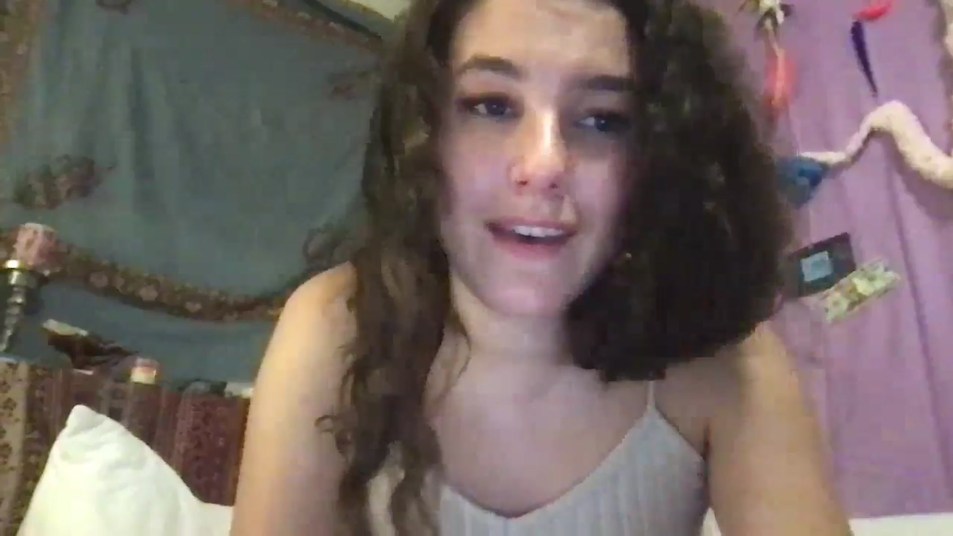 Gallery image thumbnail from lilyypop's myfreecams stream on, 06/20/2024, 06:14 image 19 of 20
