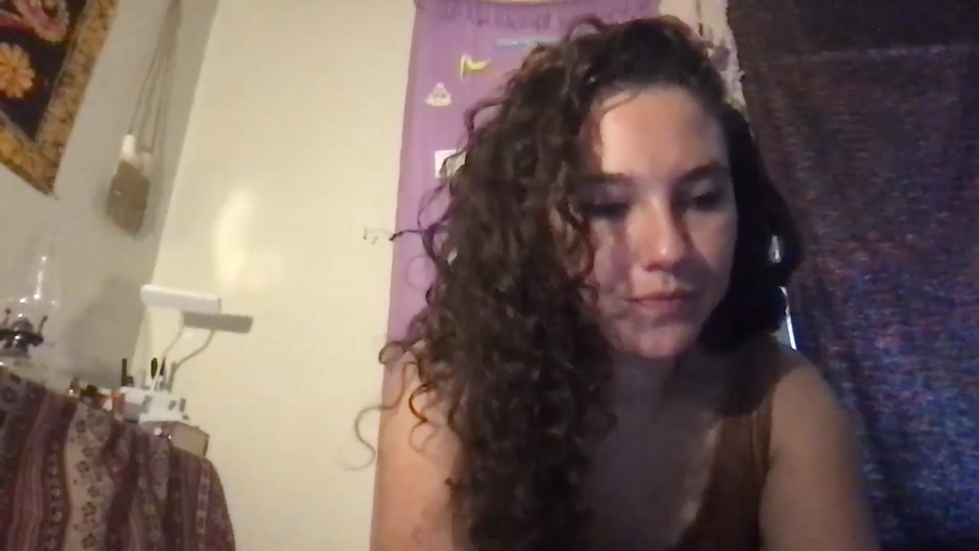 Gallery image thumbnail from lilyypop's myfreecams stream on, 06/21/2024, 20:03 image 18 of 20