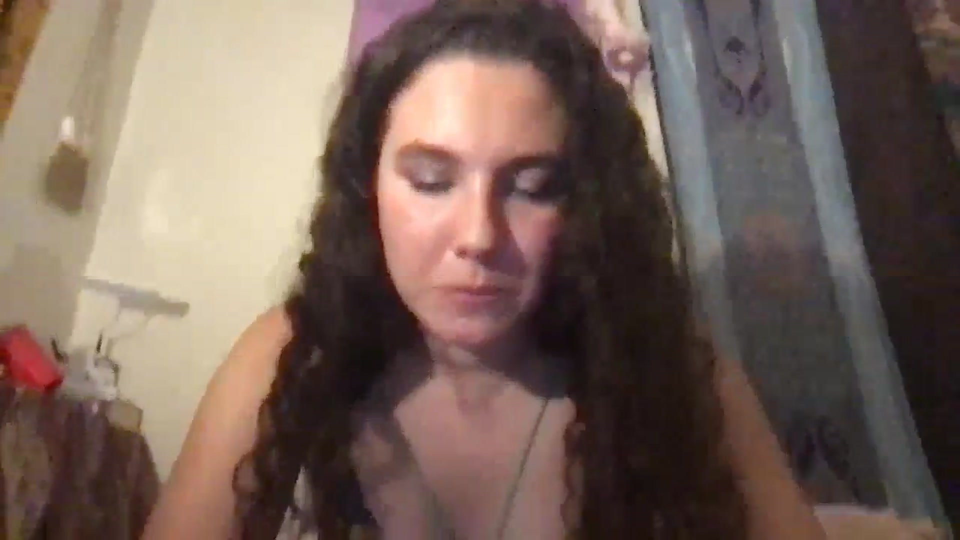 Gallery image thumbnail from lilyypop's myfreecams stream on, 07/12/2024, 06:09 image 13 of 20