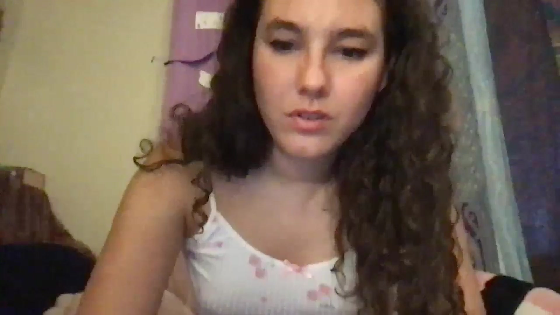 Gallery image thumbnail from lilyypop's myfreecams stream on, 07/16/2024, 14:03 image 17 of 20