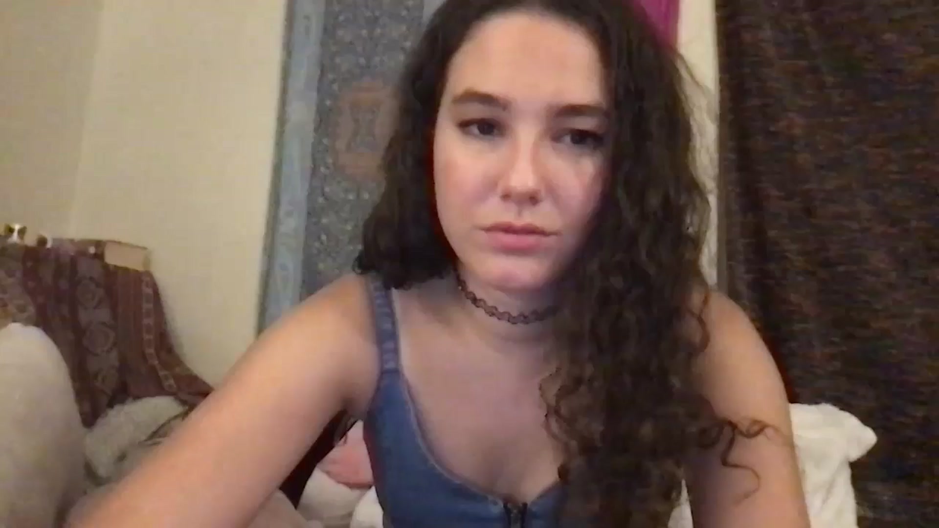 Gallery image thumbnail from lilyypop's myfreecams stream on, 07/25/2024, 04:50 image 19 of 20