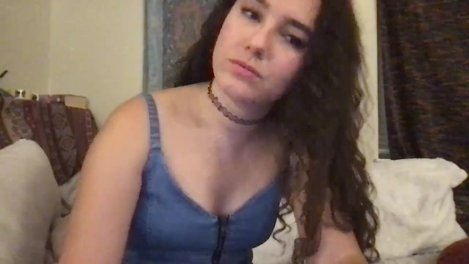 Gallery image thumbnail from lilyypop's myfreecams stream on, 07/25/2024, 04:50 image 15 of 20