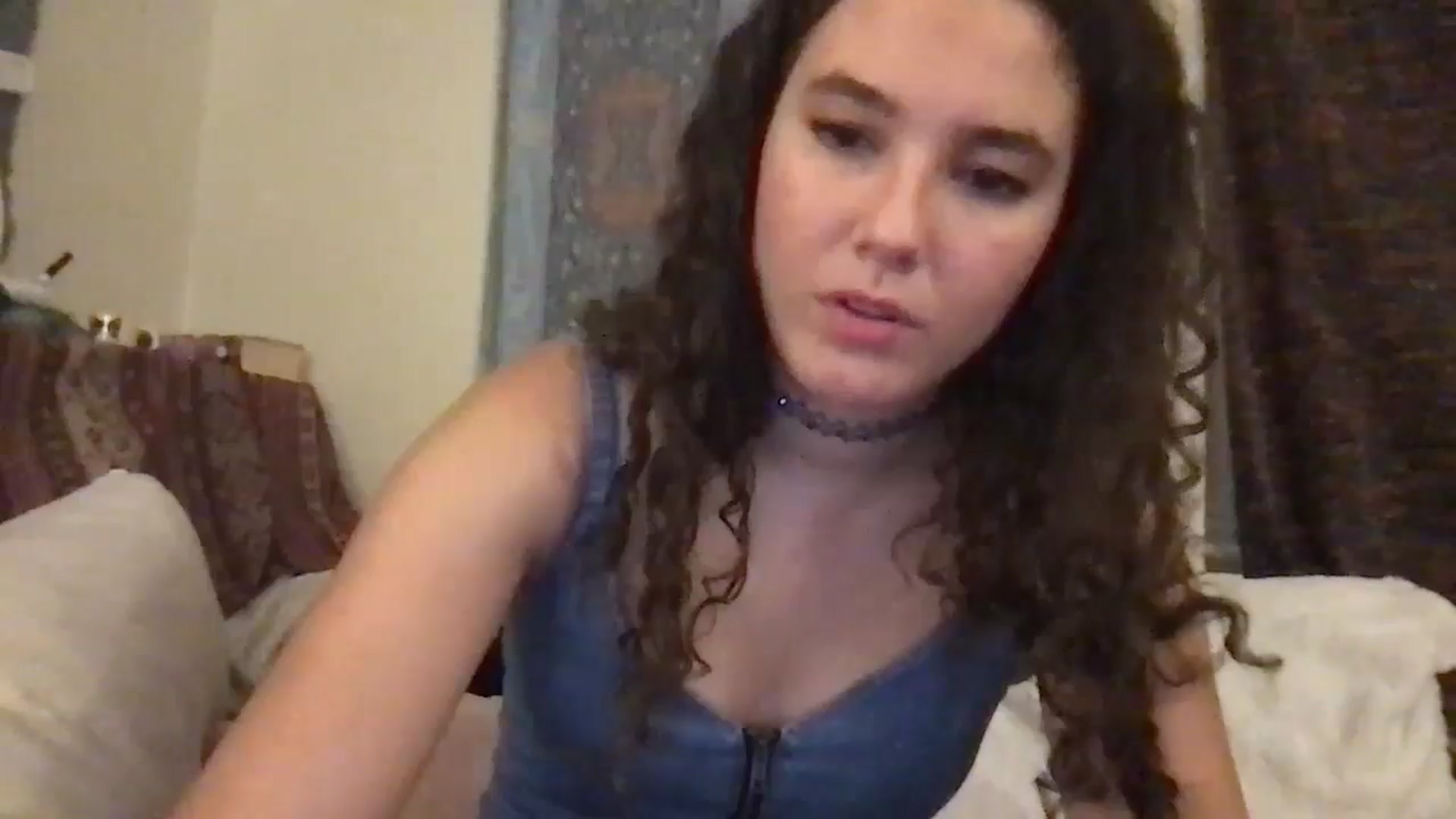 Gallery image thumbnail from lilyypop's myfreecams stream on, 07/25/2024, 04:50 image 10 of 20