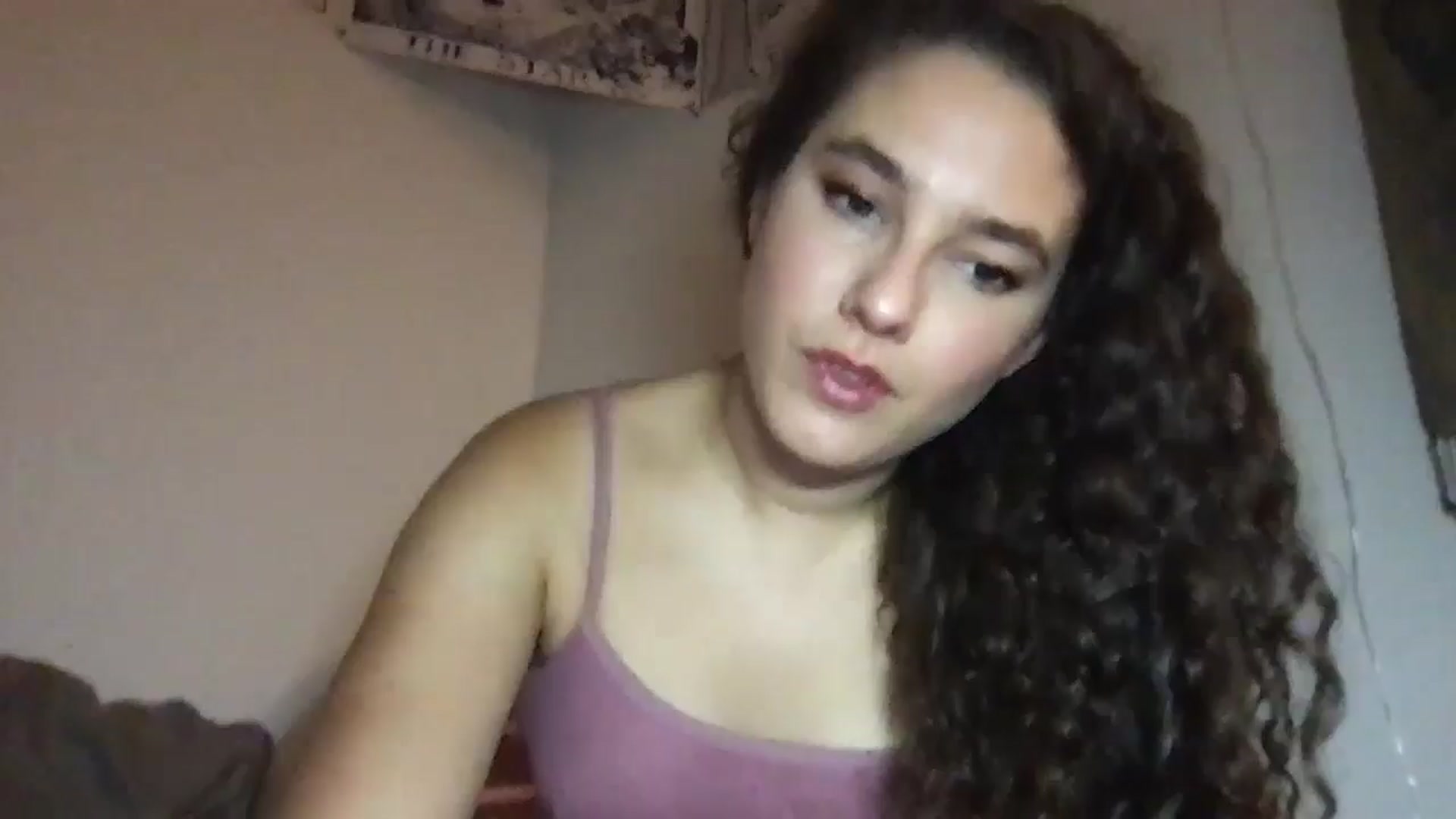 Gallery image thumbnail from lilyypop's myfreecams stream on, 07/29/2024, 04:32 image 12 of 20