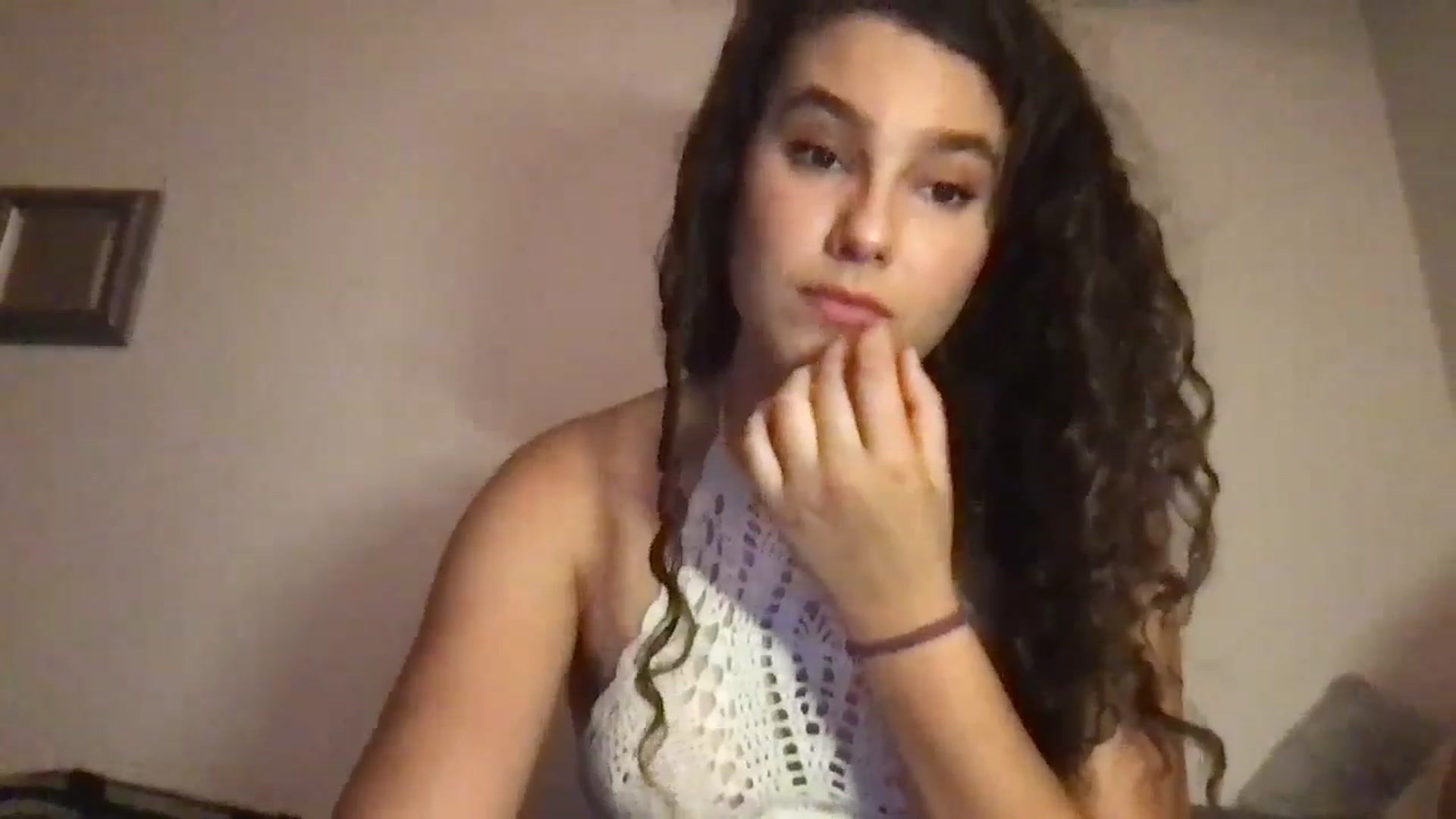 Gallery image thumbnail from lilyypop's myfreecams stream on, 08/02/2024, 05:42 image 8 of 20