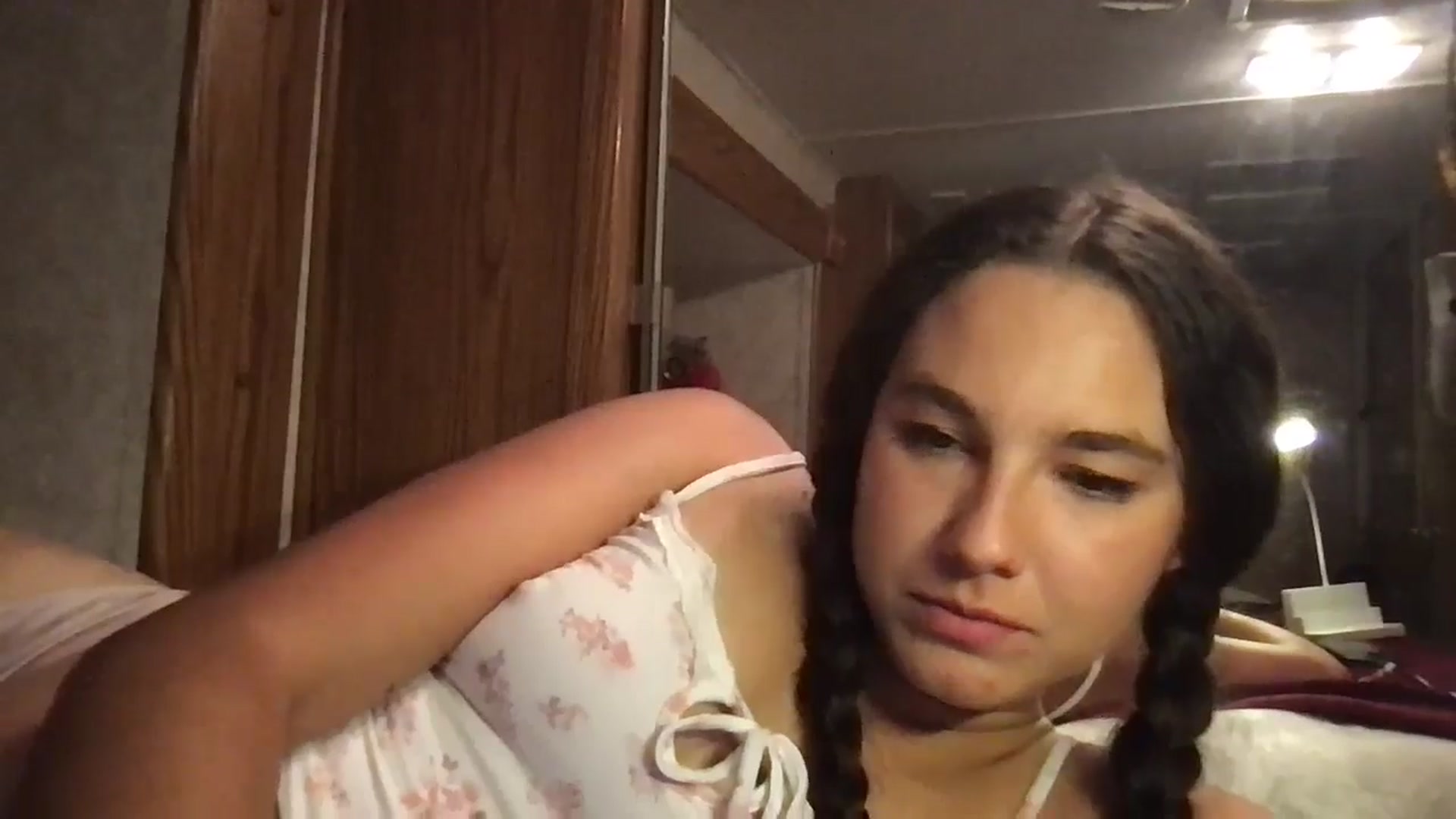 Gallery image thumbnail from lilyypop's myfreecams stream on, 08/18/2024, 06:46 image 19 of 20