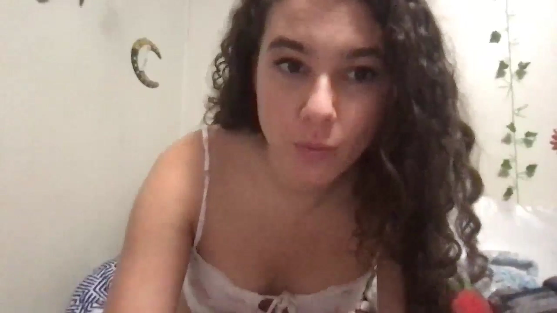 Gallery image thumbnail from lilyypop's myfreecams stream on, 10/31/2024, 11:13 image 2 of 20