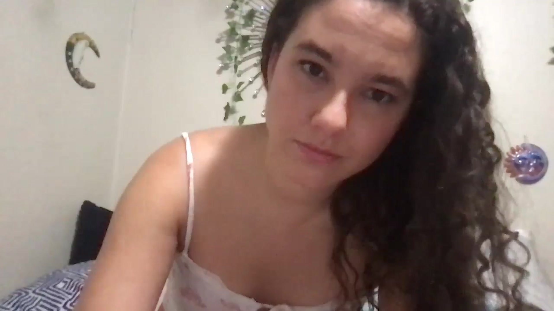 Gallery image thumbnail from lilyypop's myfreecams stream on, 10/31/2024, 11:13 image 16 of 20