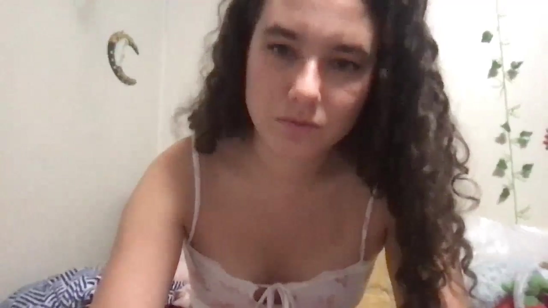 Gallery image thumbnail from lilyypop's myfreecams stream on, 10/31/2024, 12:13 image 6 of 20