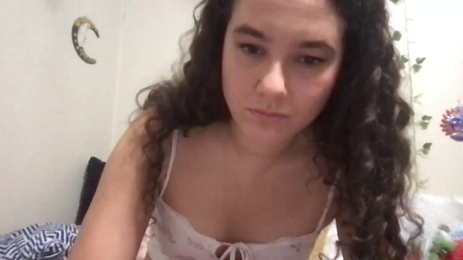 Gallery image thumbnail from lilyypop's myfreecams stream on, 10/31/2024, 12:13 image 13 of 20