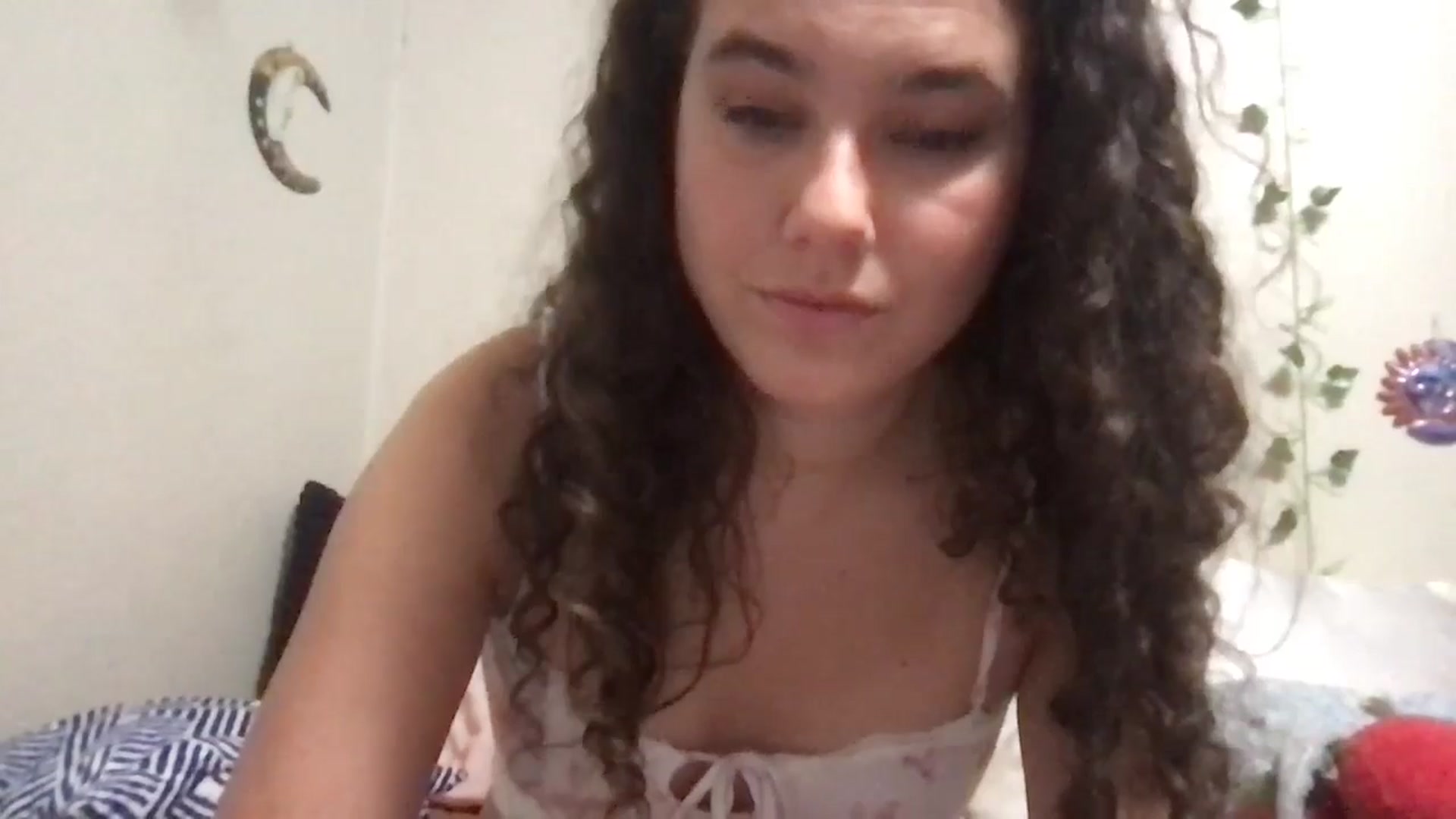 Gallery image thumbnail from lilyypop's myfreecams stream on, 10/31/2024, 12:13 image 3 of 20