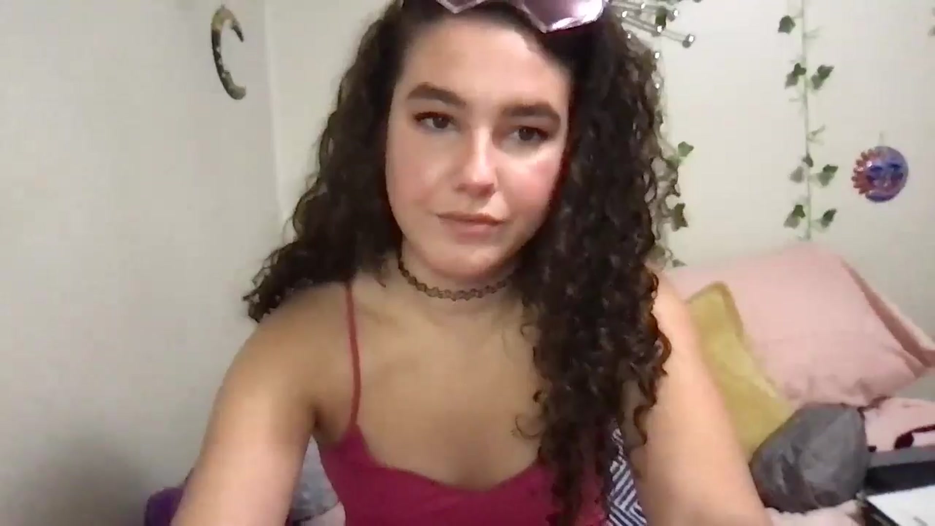 Gallery image thumbnail from lilyypop's myfreecams stream on, 11/19/2024, 01:32 image 11 of 20
