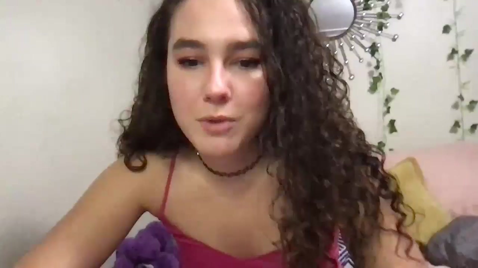 Gallery image thumbnail from lilyypop's myfreecams stream on, 11/19/2024, 01:32 image 18 of 20