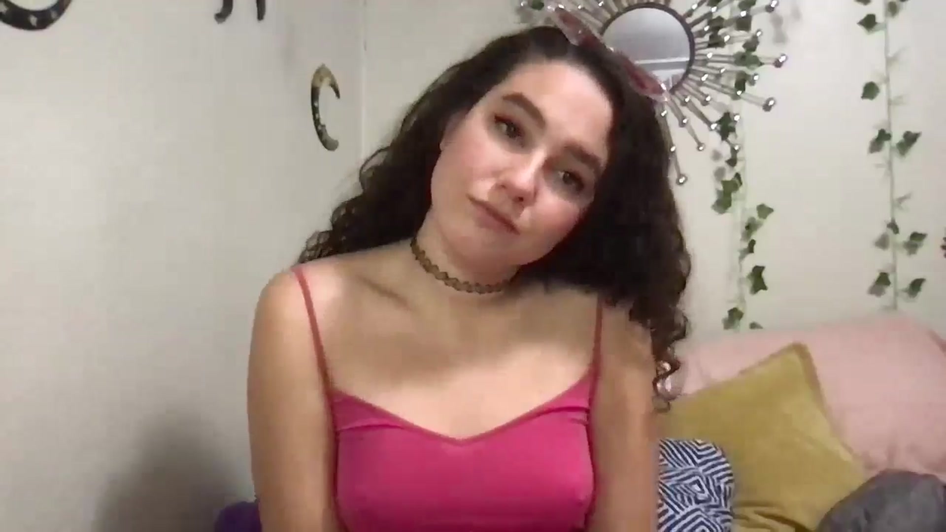 Gallery image thumbnail from lilyypop's myfreecams stream on, 11/19/2024, 01:32 image 7 of 20
