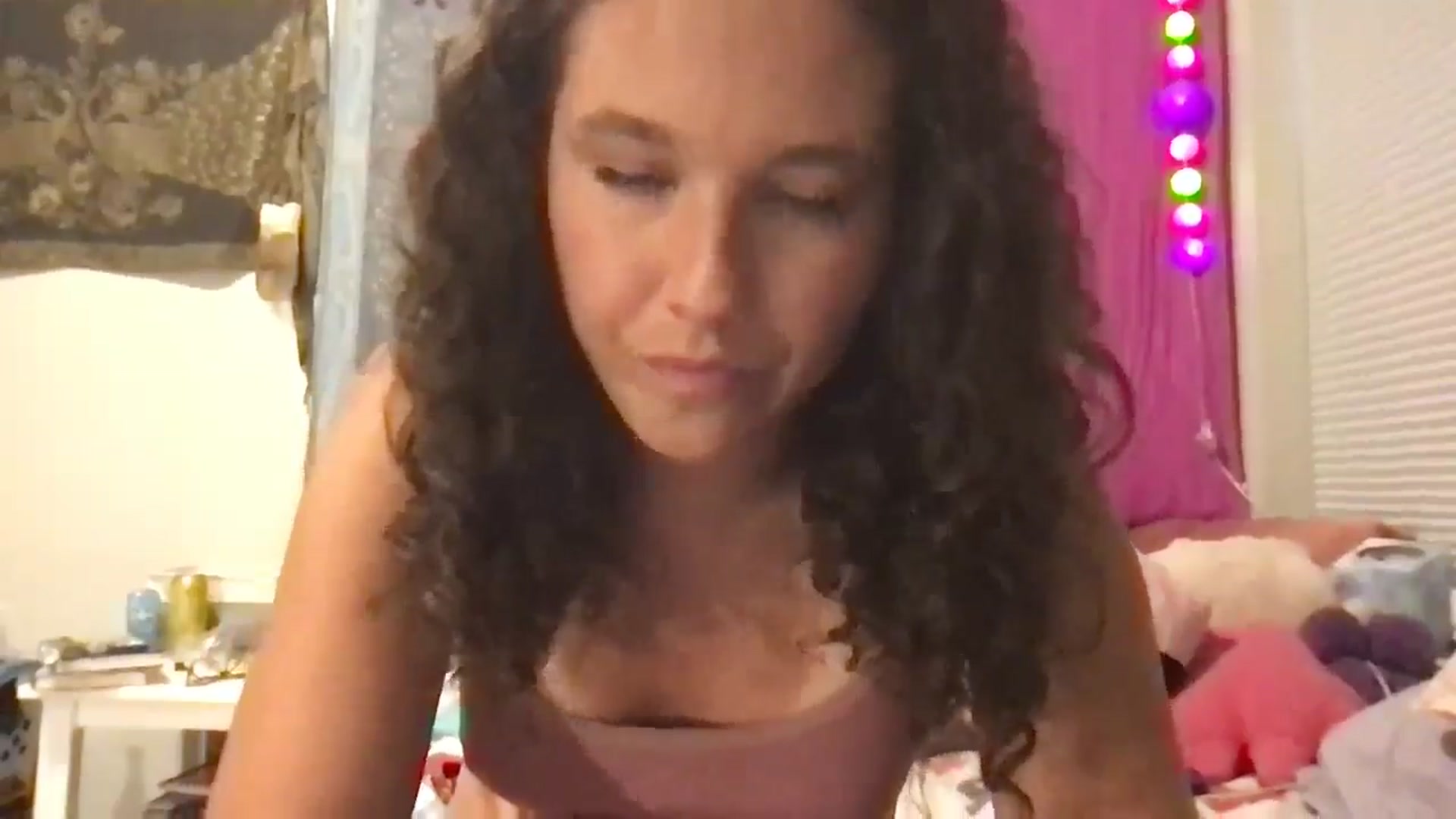 Gallery image thumbnail from lilyypop's myfreecams stream on, 07/08/2025, 13:17 image 14 of 20