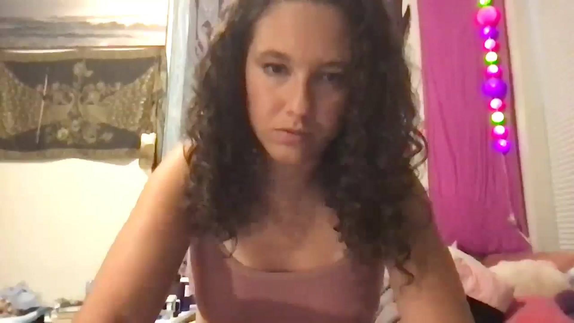 Gallery image thumbnail from lilyypop's myfreecams stream on, 07/08/2025, 13:17 image 12 of 20
