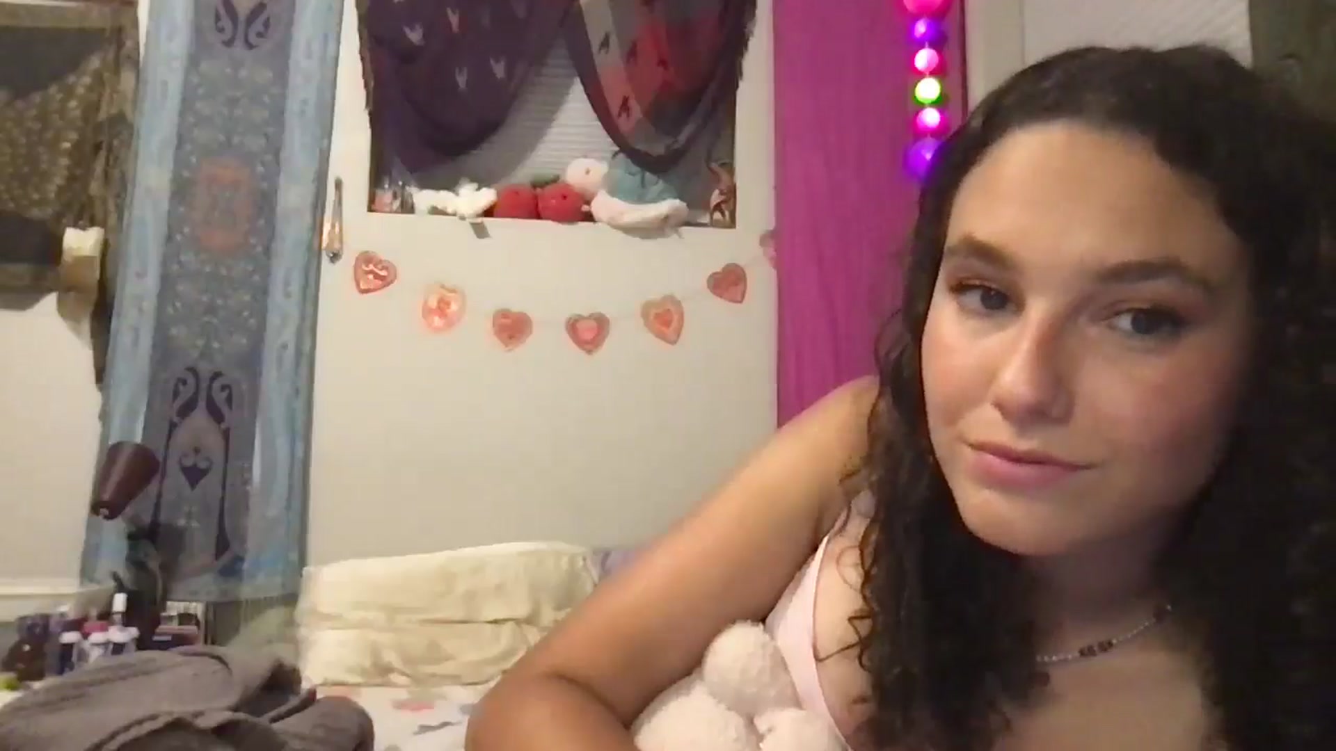 Gallery image thumbnail from lilyypop's myfreecams stream on, 07/17/2025, 11:08 image 9 of 20